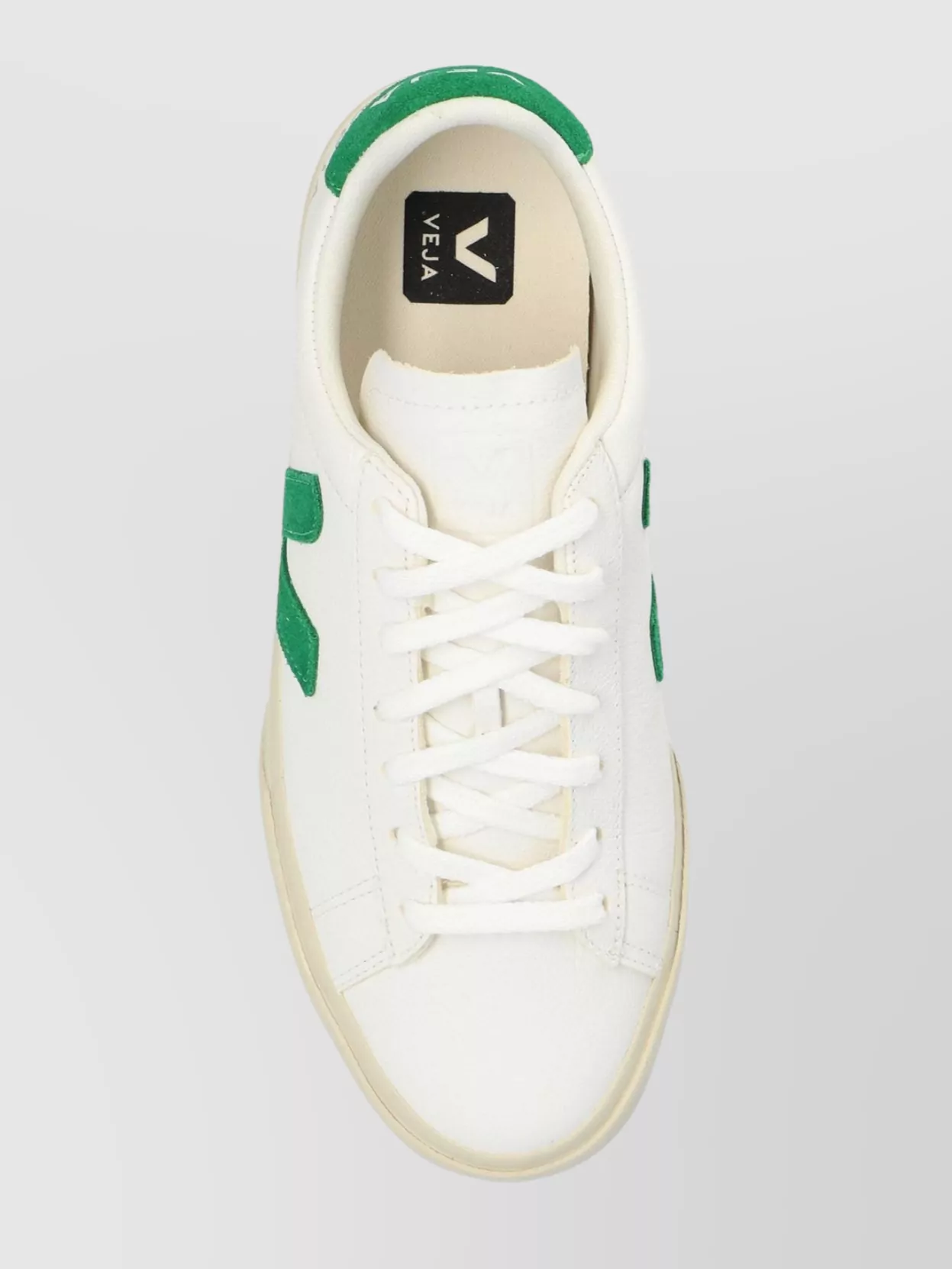 Veja Stylish Sneakers With Emerald Suede Accents