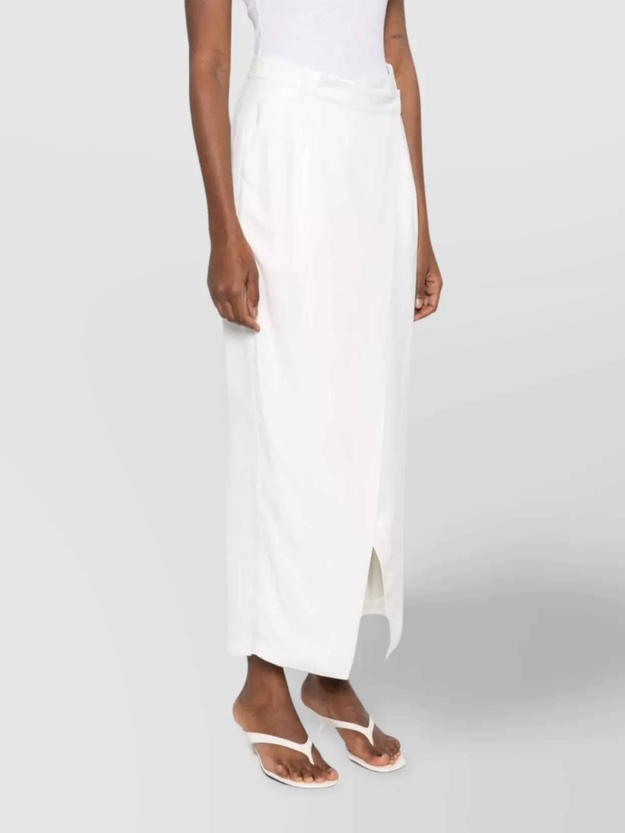 Brunello Cucinelli Knee Length Wrap Skirt With Front Slit