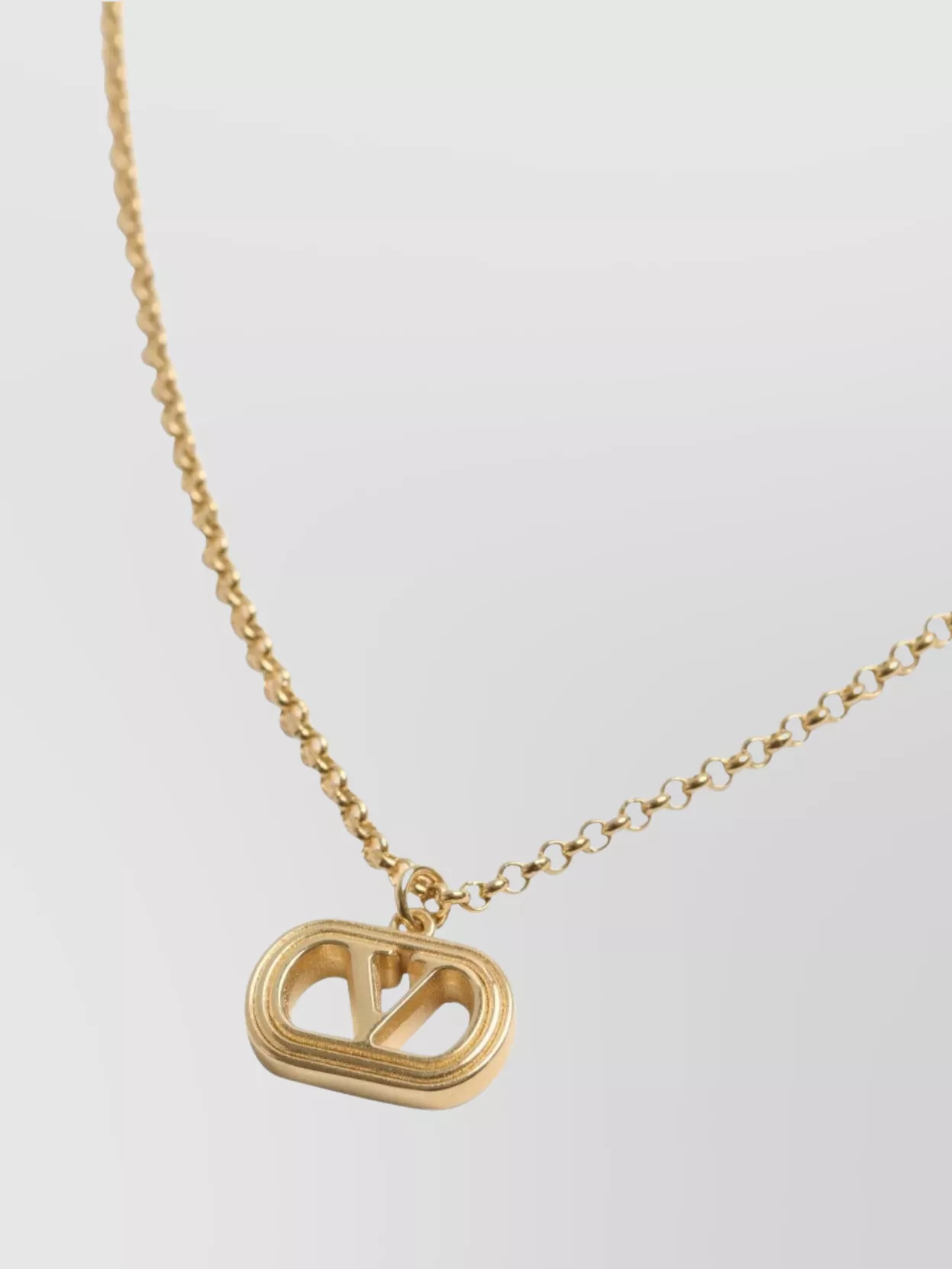 Valentino Garavani Chain Necklace With Pendant Detail
