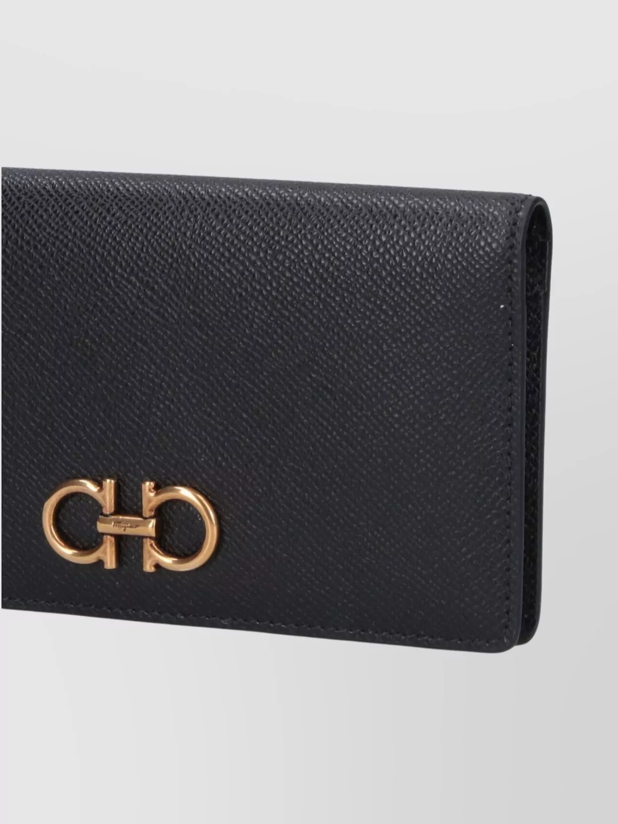 Ferragamo Chic Purses And Cardholders Collection