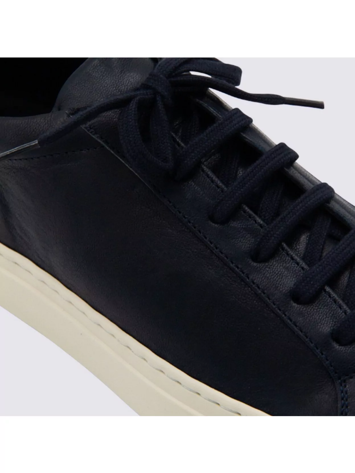 Common Projects Leather Low Top Sneakers