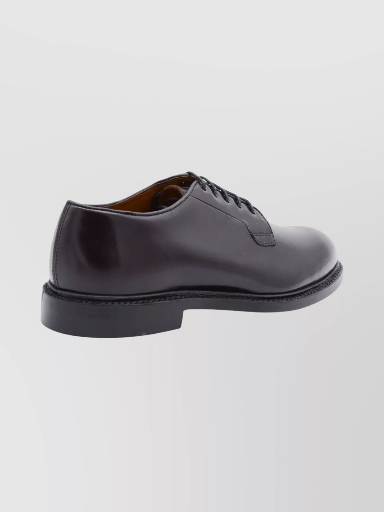 Sebago Round Toe Smooth Finish Lace Up Brogues In Black
