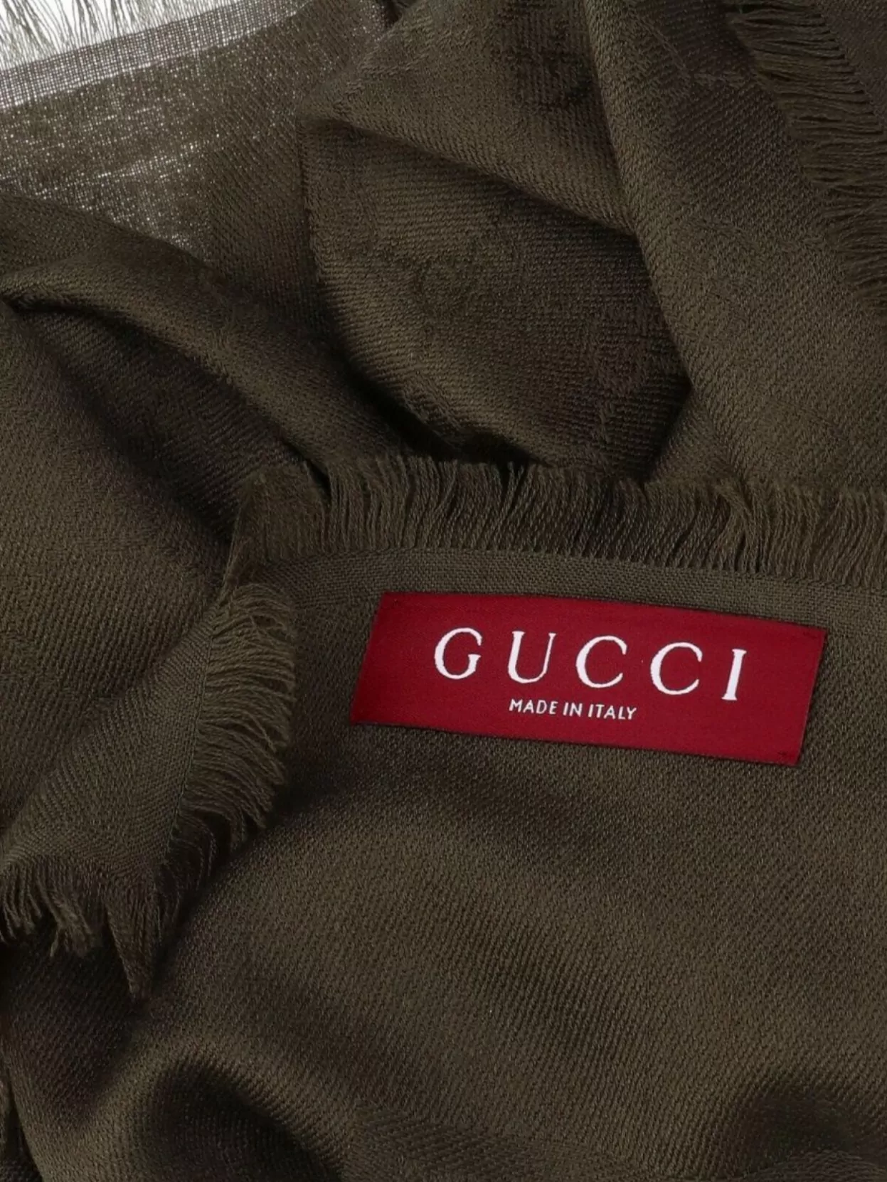 Gucci Luxurious Scarf Featuring Fringed Edges