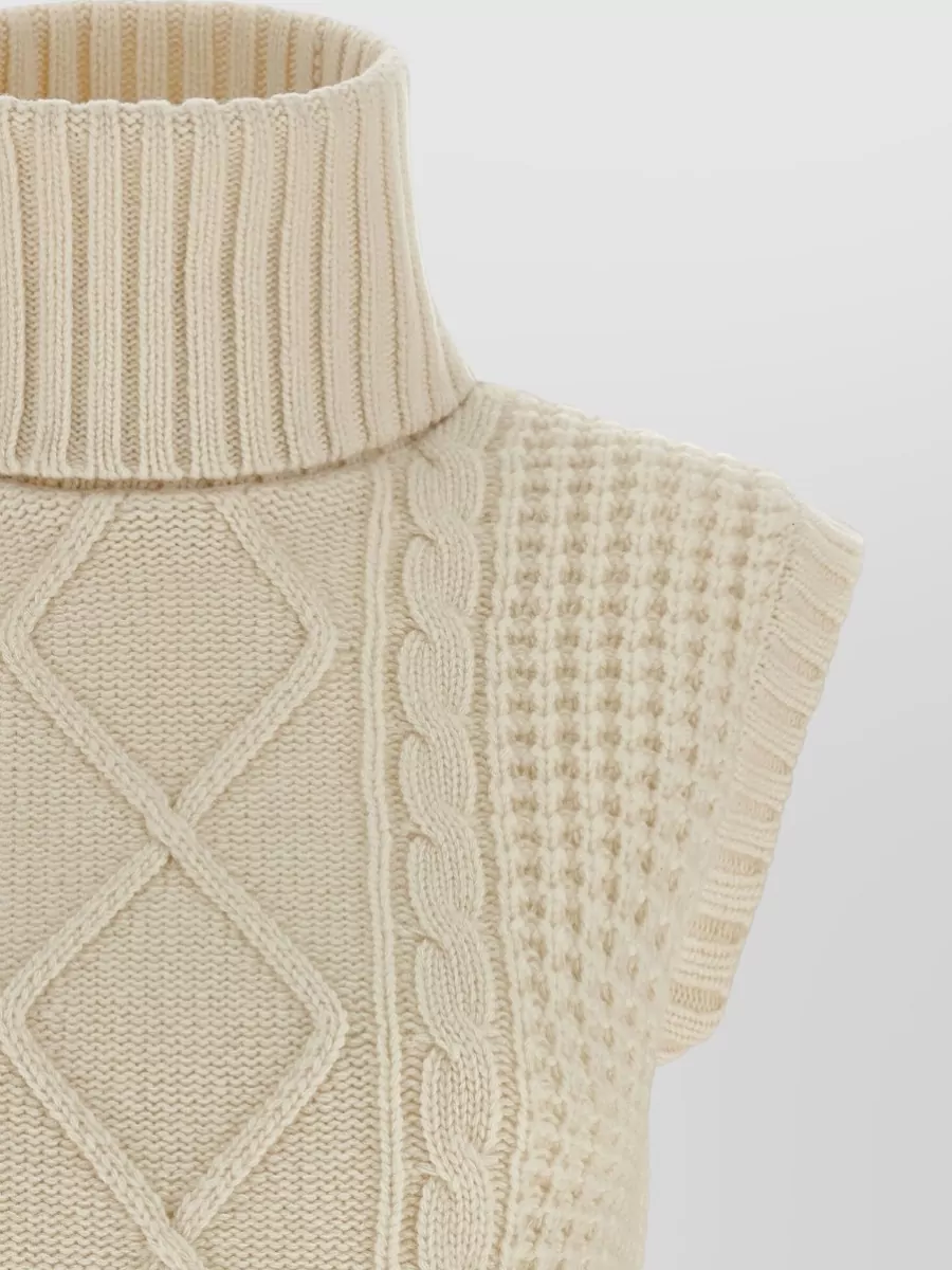 Perfect Moment Merino Wool Knitted Turtleneck Hooded Vest