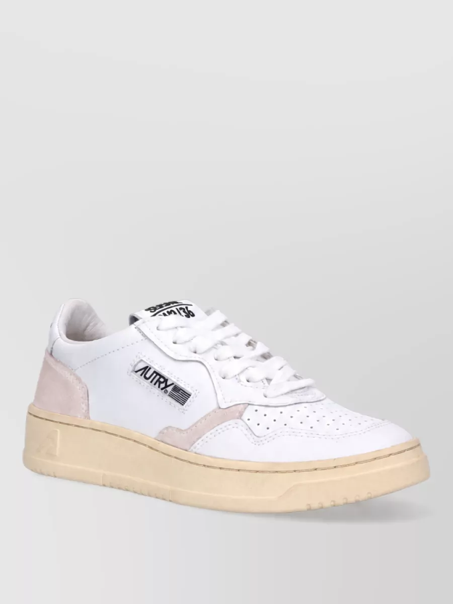 Autry Low Top Sneakers