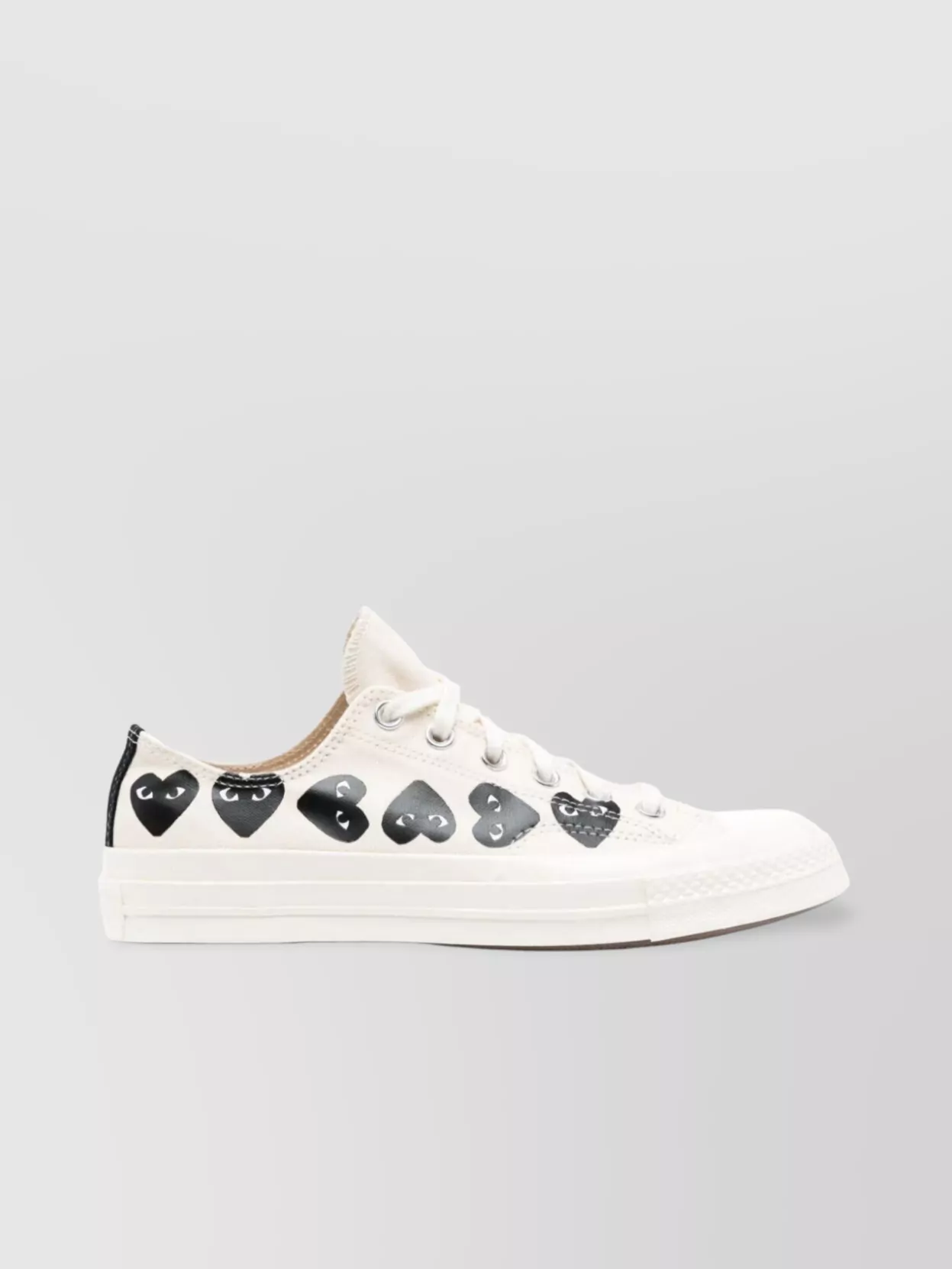 Comme Des Garçons Heart Print Low Top Sneakers