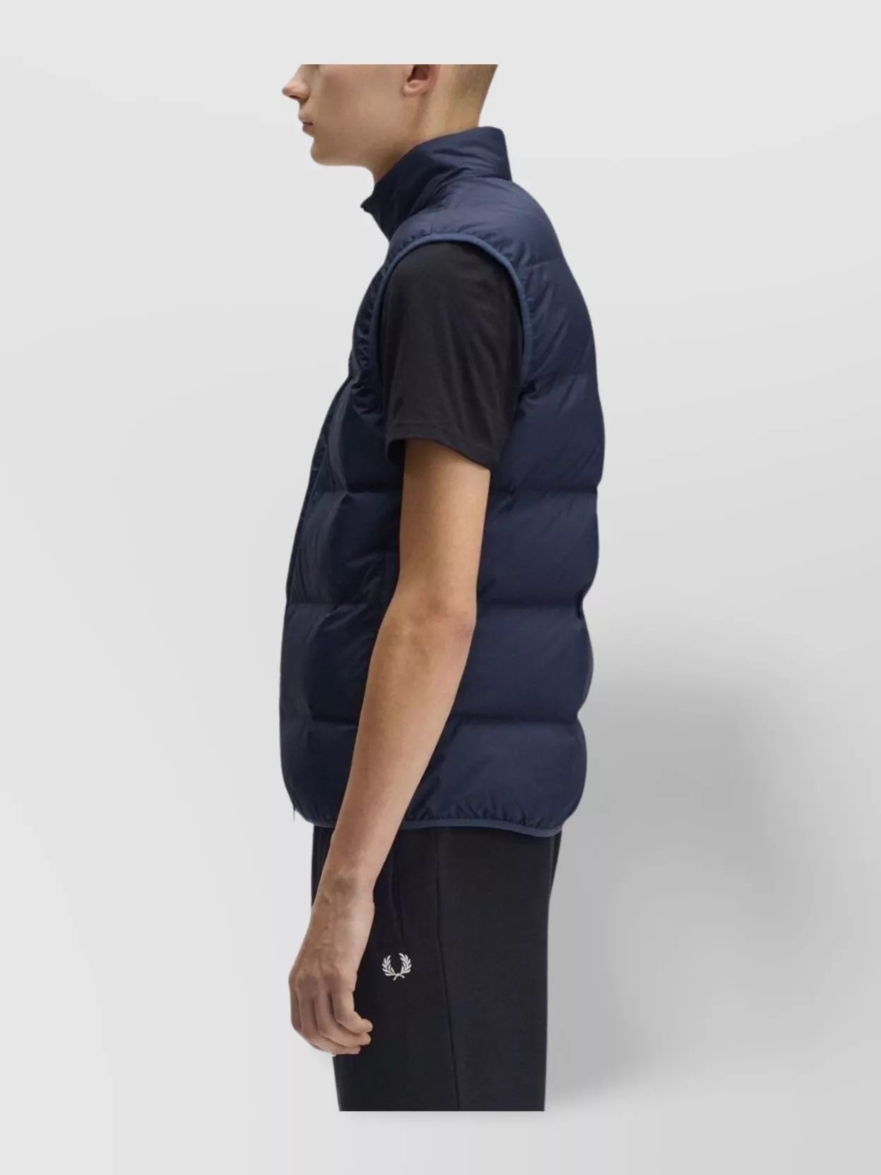 Fred Perry High Neck Sleeveless Padded T-Shirt