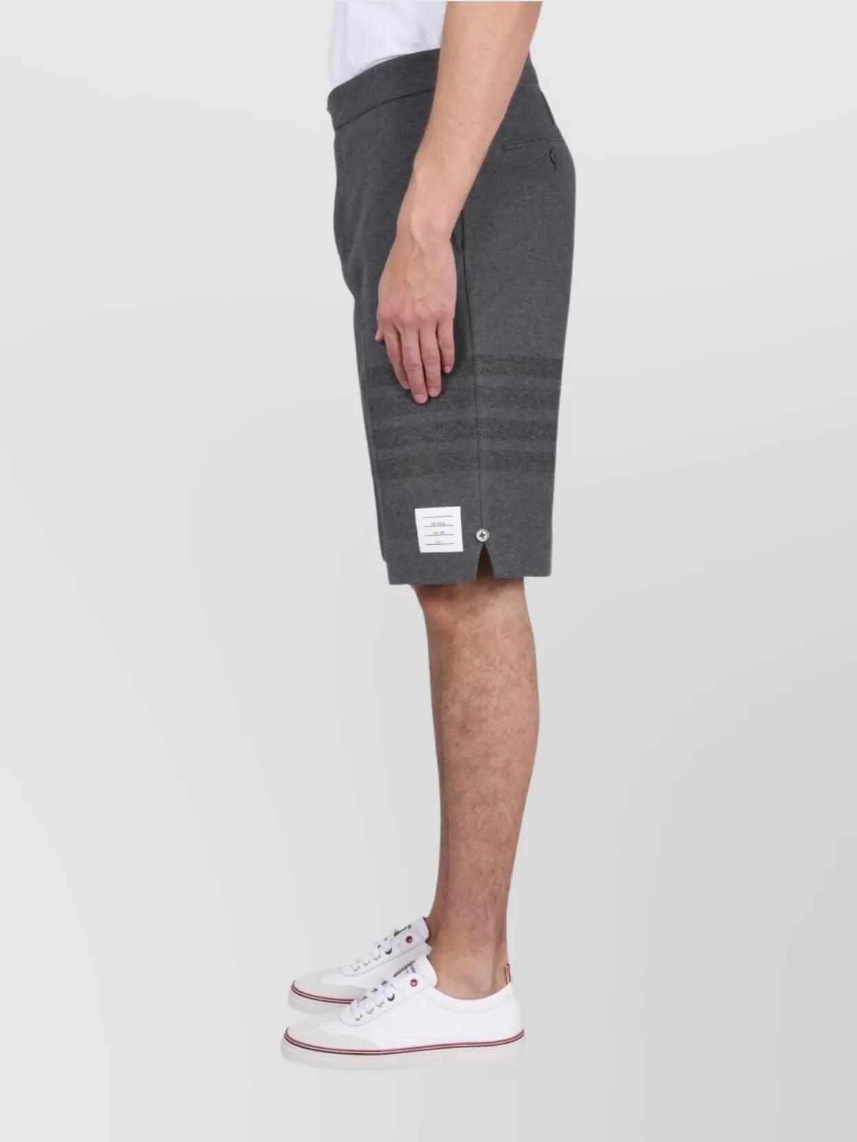 Thom Browne Shorts With 4-bar Motif