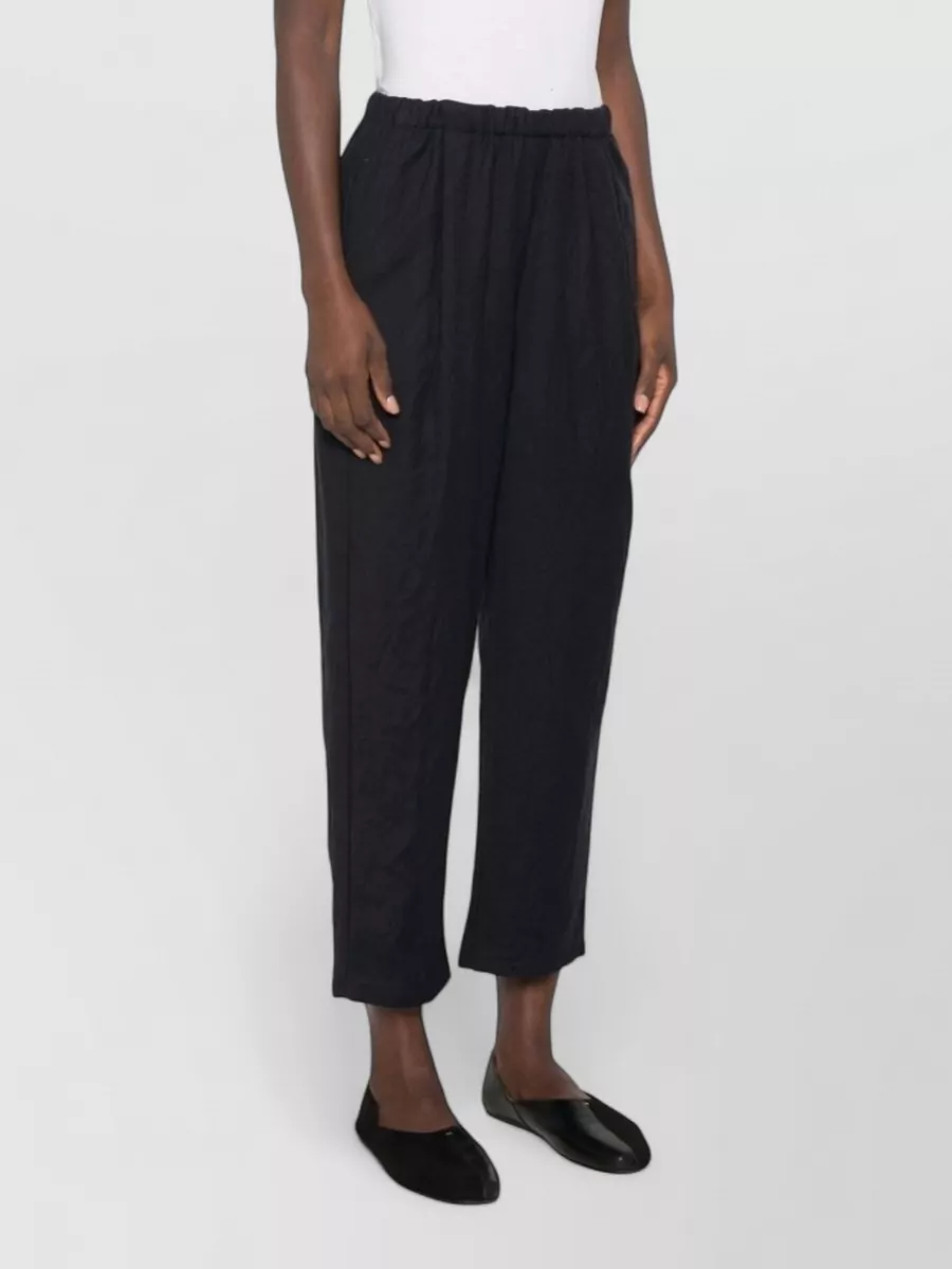 Apuntob Virgin Wool Crinkled Tapered Trousers