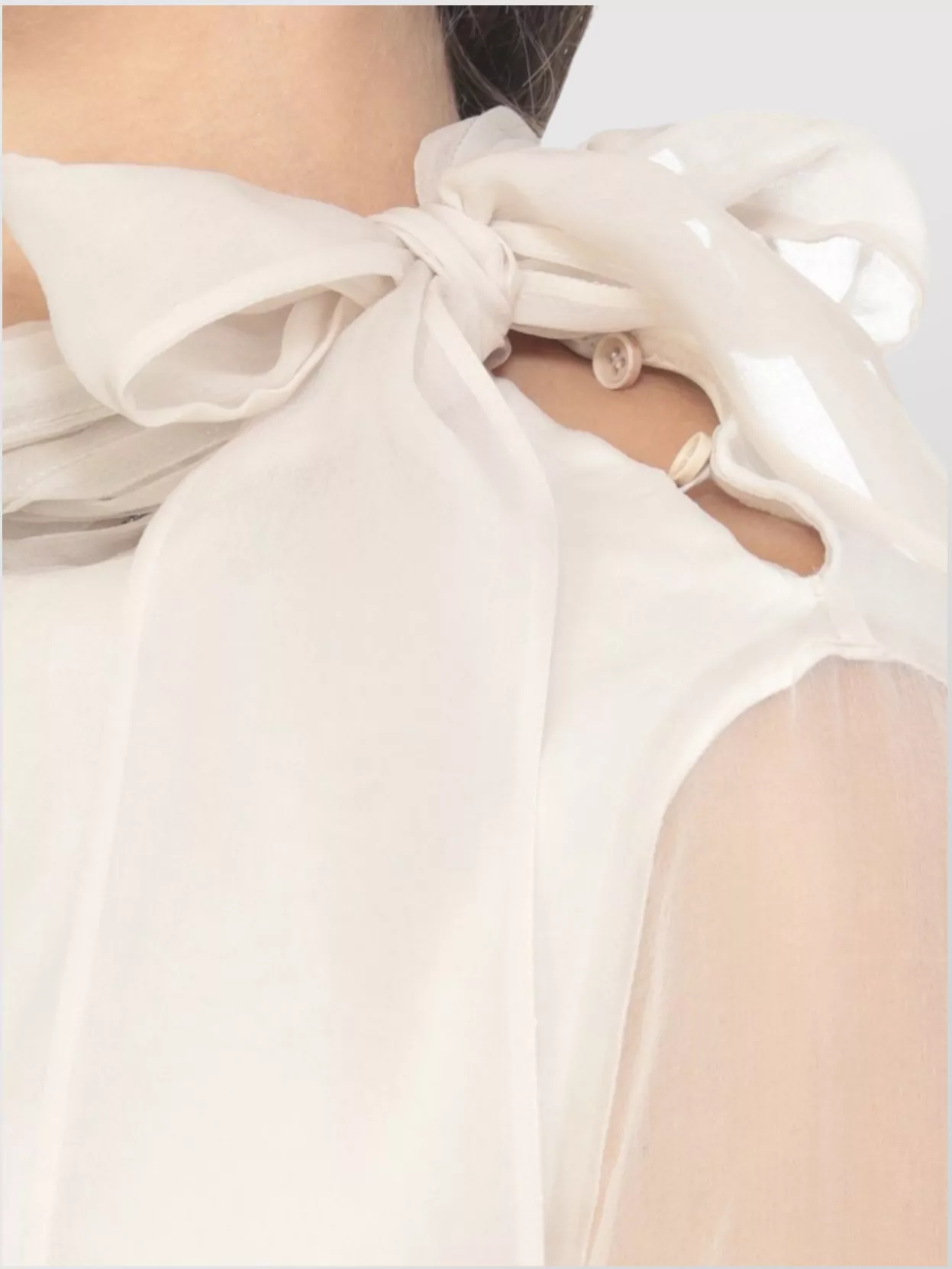 Brunello Cucinelli Silk Blouse With Diamond Cut Brass In White