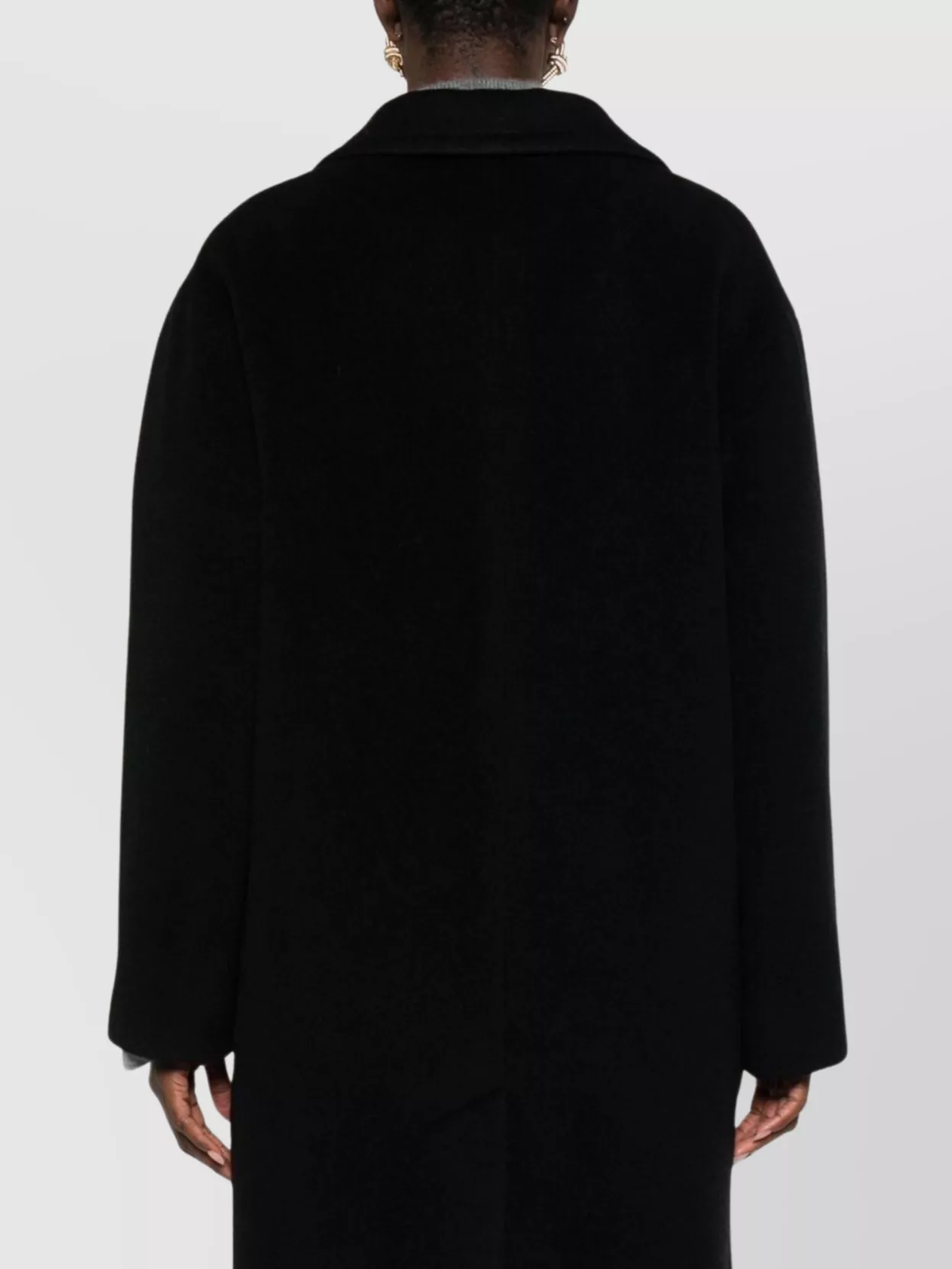 Tagliatore Wool Coat With Notched Lapel And Pockets In Black