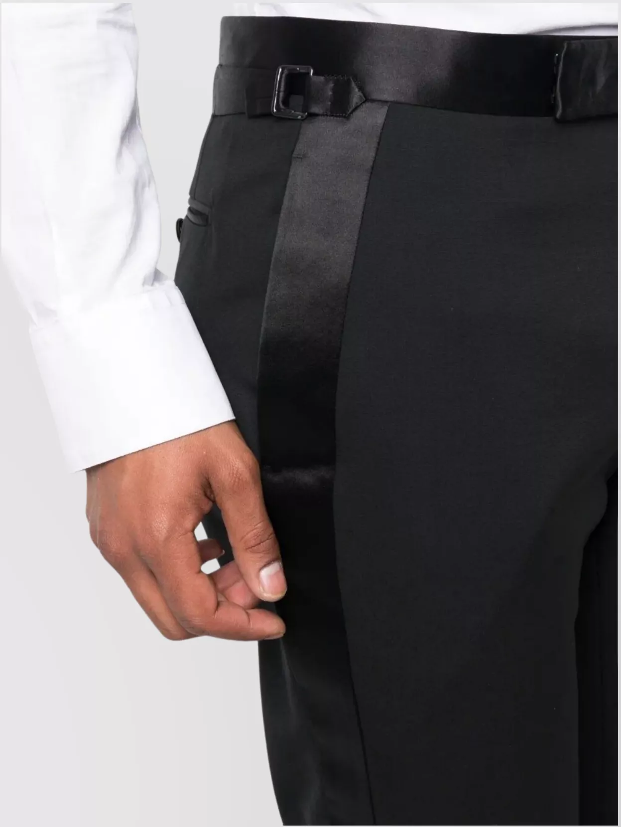 Tom Ford Tailored Evening Suit Featuring Satin Lapels In Black