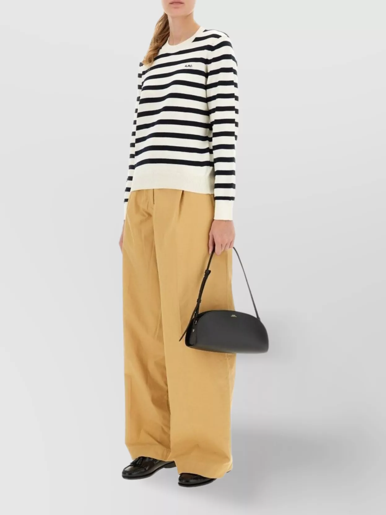 A.p.c. Straight Fit Wide Leg Trousers With Pockets