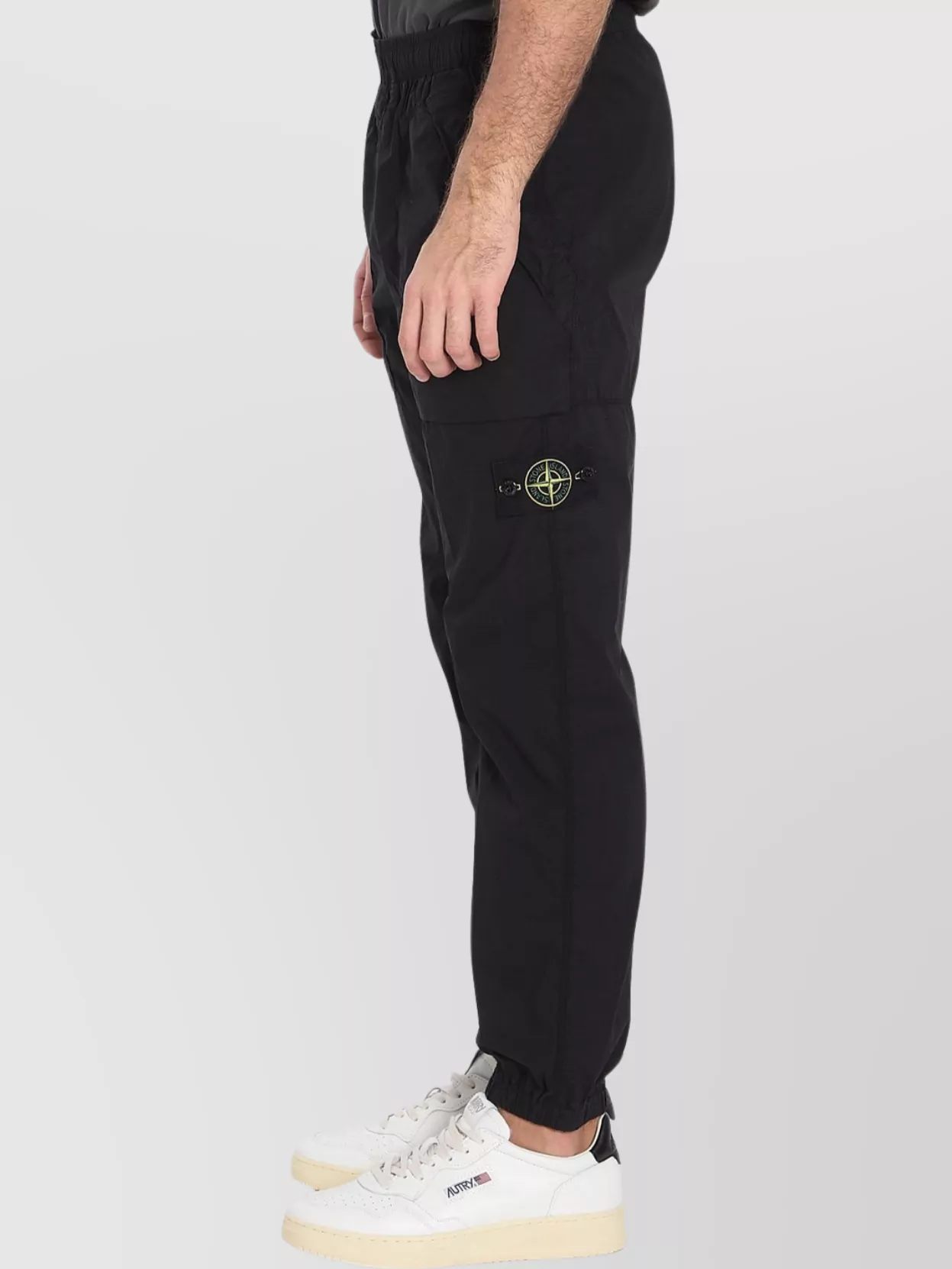 Stone Island Pleated Jogger Trousers In Parachute Fabric In Black
