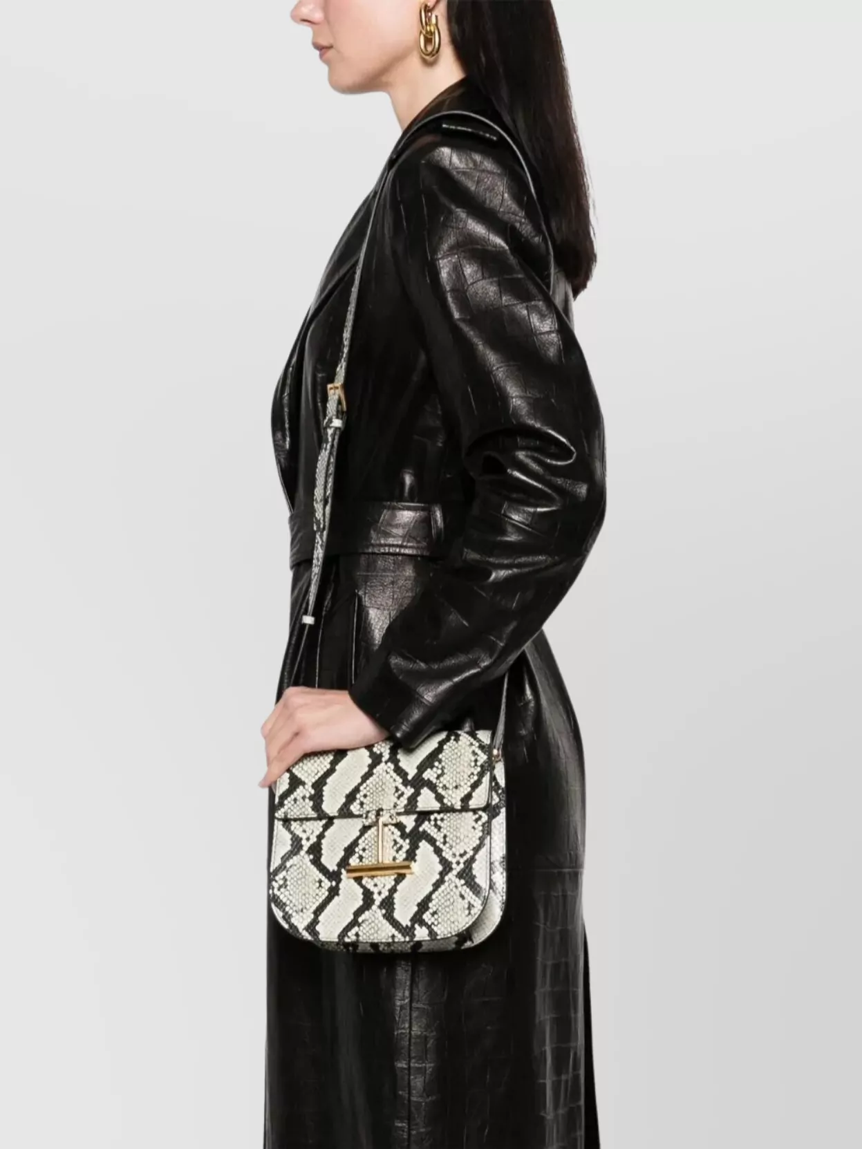 ショルダーバッグ・ポシェット TOM FORD DAY BAGS SHOULDER AND CROSSBODY Tom Ford Day bags shoulder and crossbody | The Fashion Square