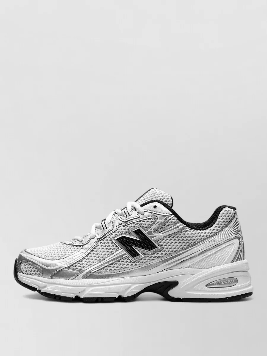 New Balance Low-Top Sneakers