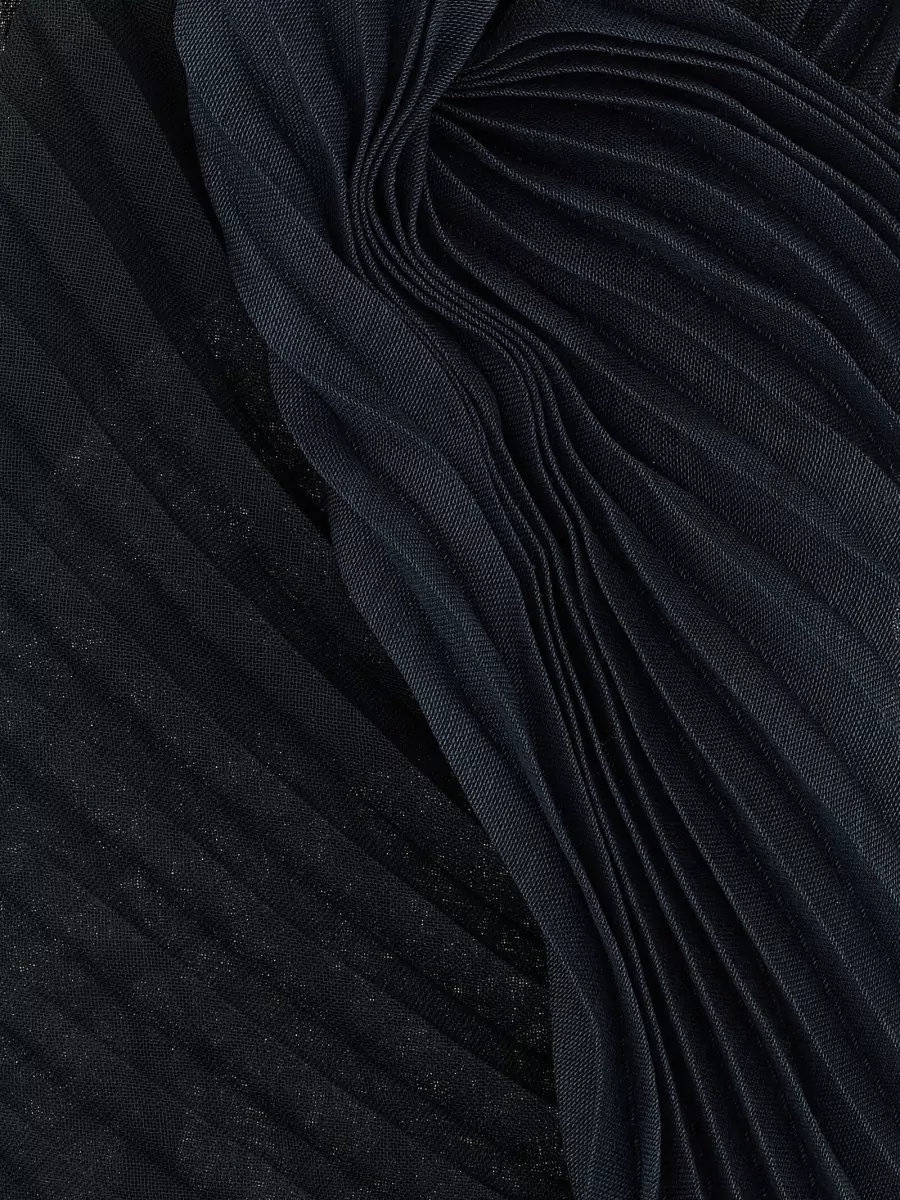 Issey Miyake Gradient Pleated Stole