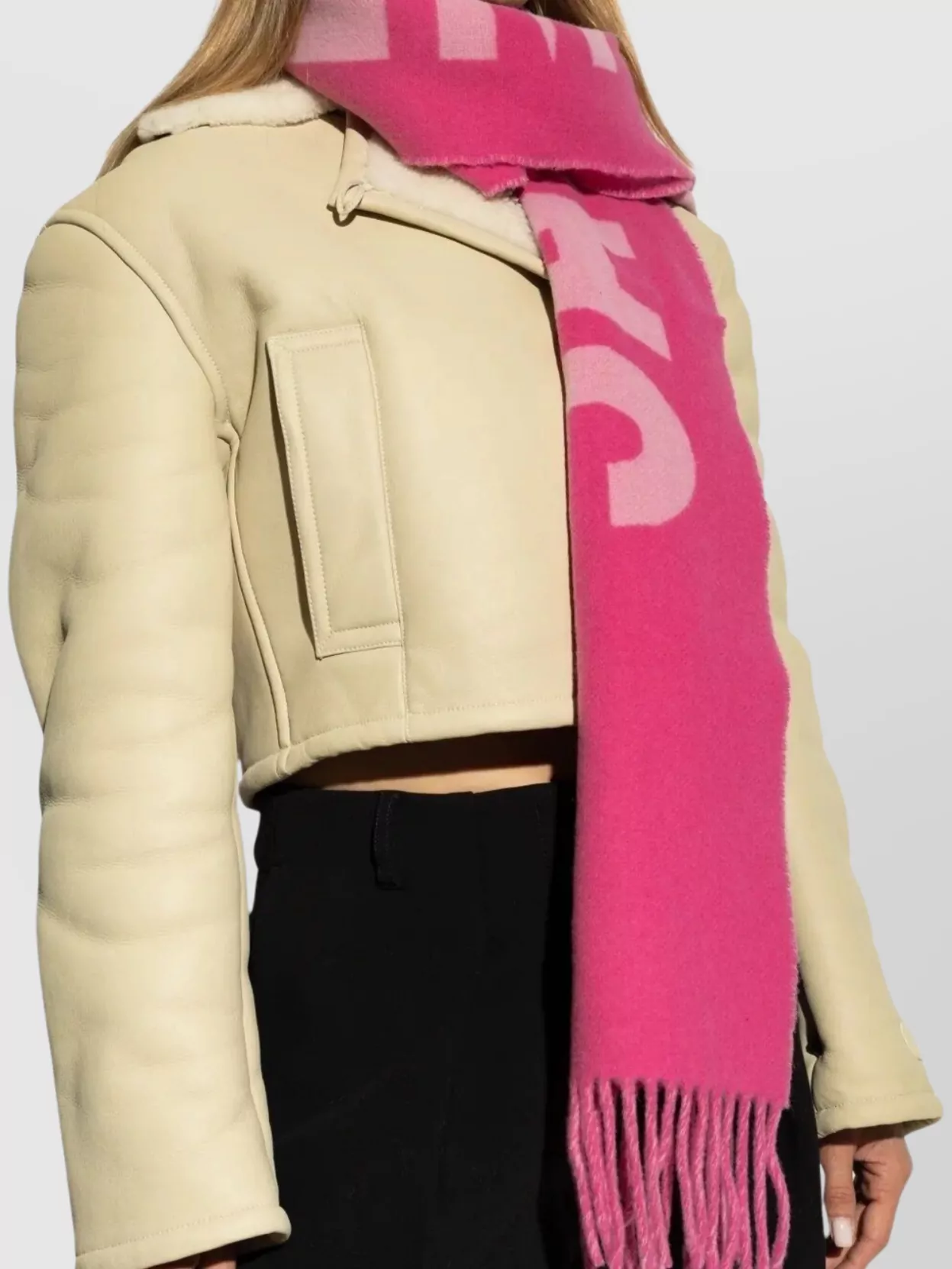 Jacquemus The Frayed Rectangular Scarf