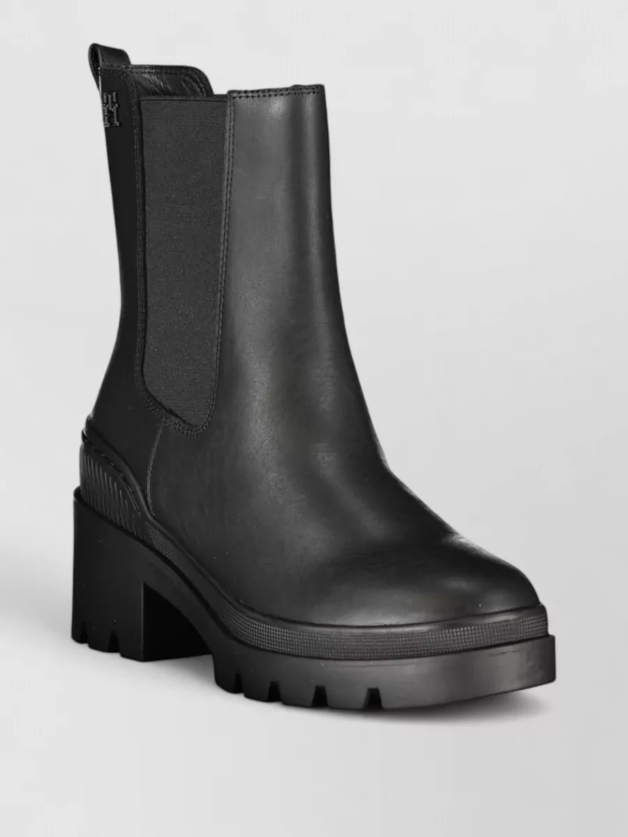 Tommy Hilfiger leather chelsea ankle boots