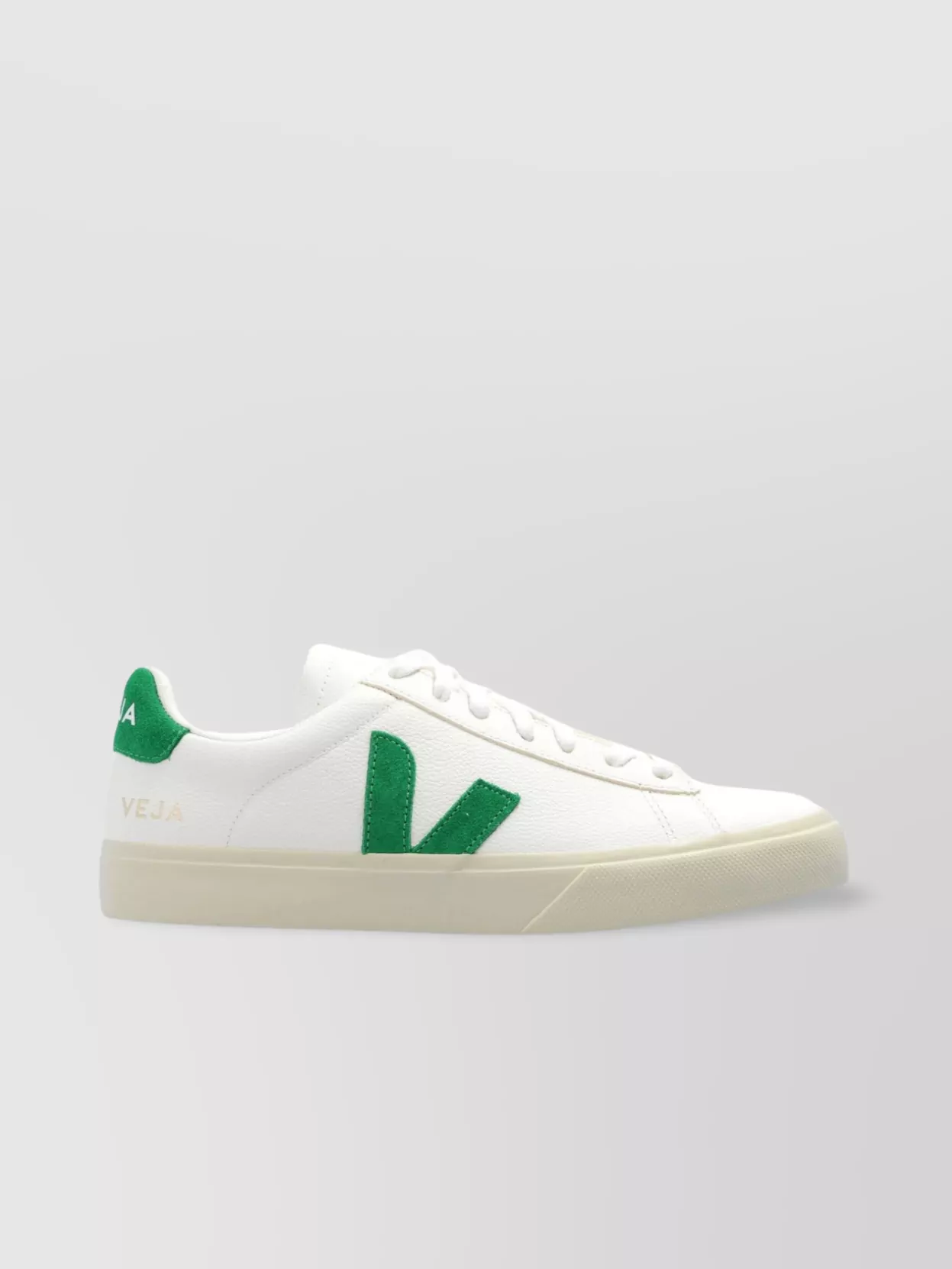 Veja Stylish Sneakers With Emerald Suede Accents