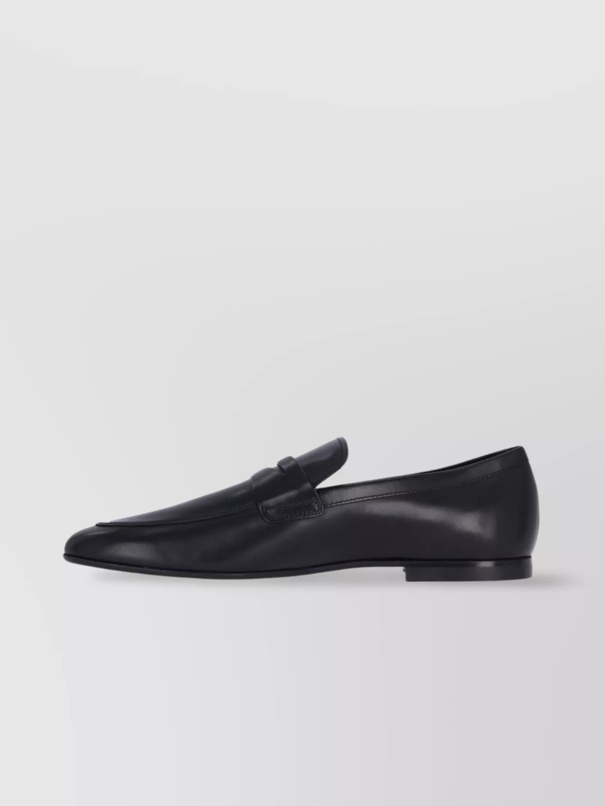 Tod's Loafers With Round Toe And Smooth Finish