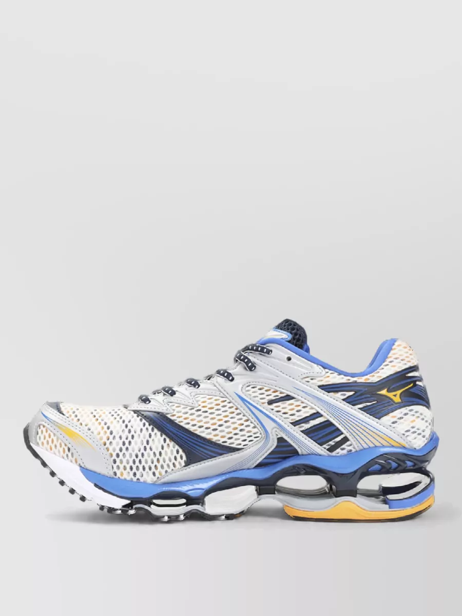 Mizuno Mesh Low-Top Sneakers