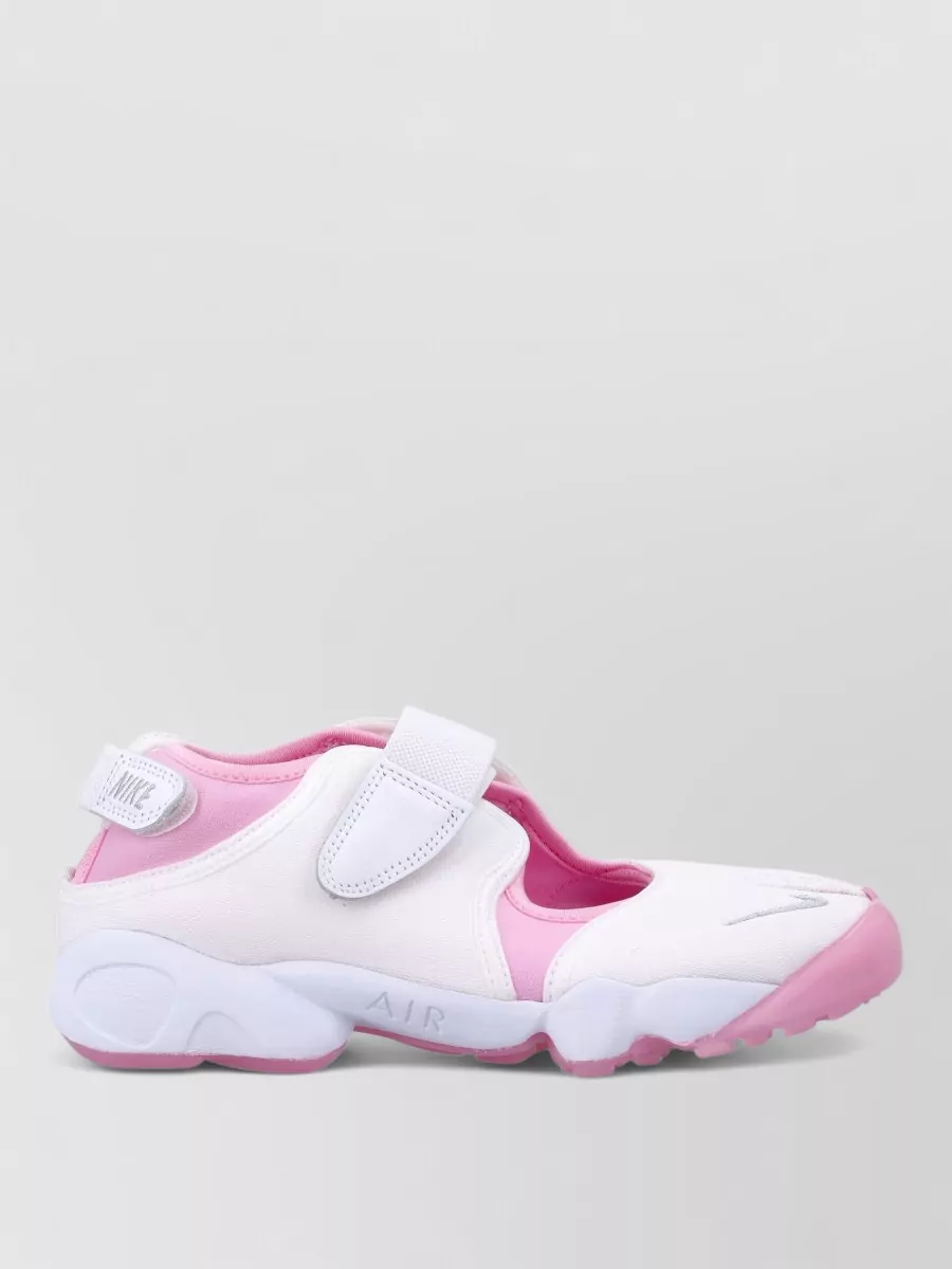 Nike textile split-toe sandals