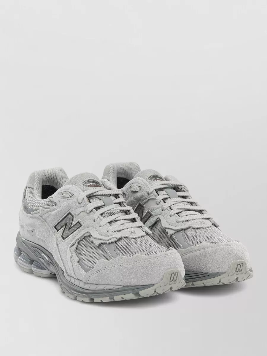 New Balance suede leather low-top sneakers