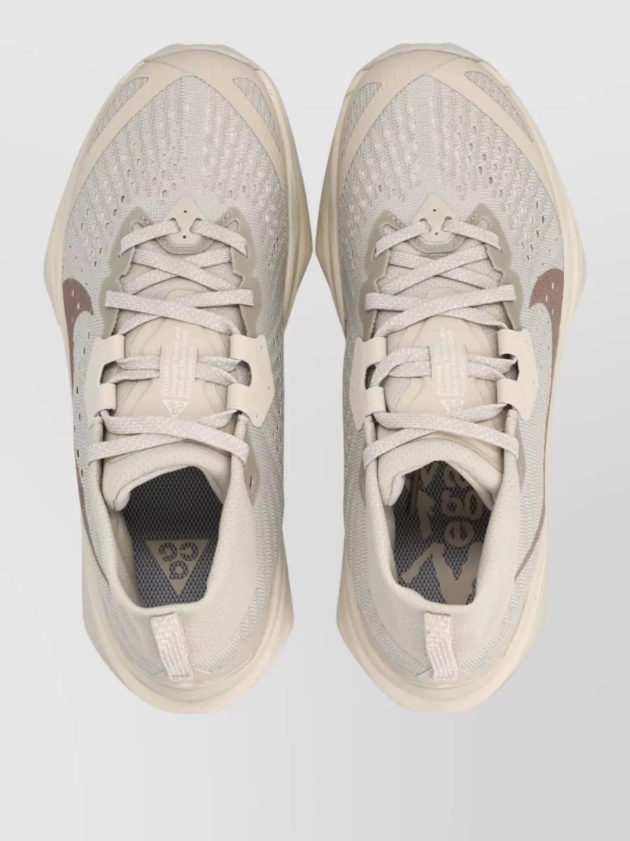 Nike Zegama Trail Low-Top Sneakers