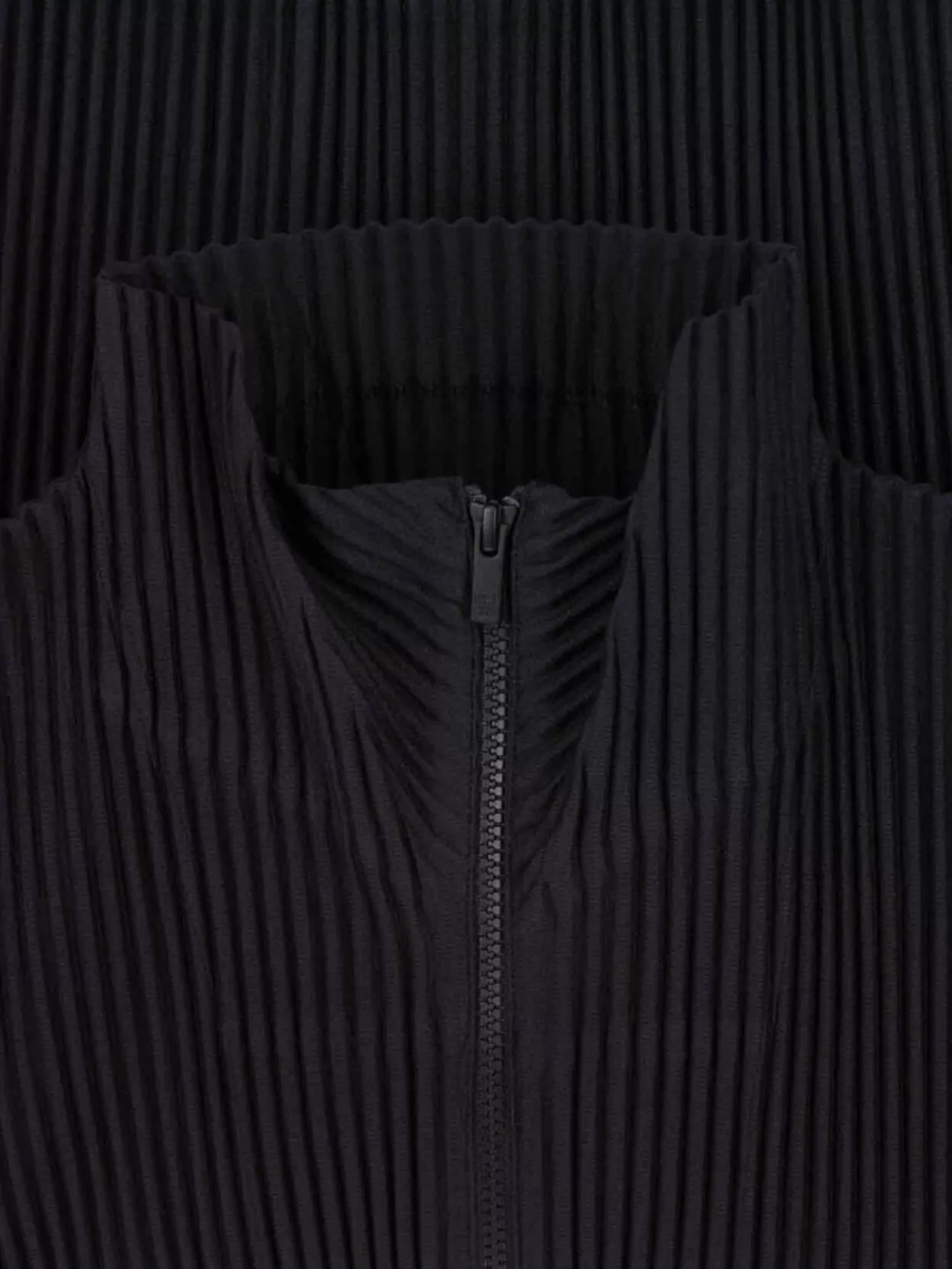Shop Issey Miyake Textured High Collar Sleeveless Knitwear