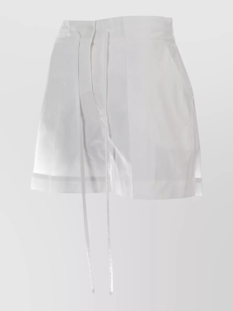 Parosh Pleated Front Shorts Side Pockets Design
