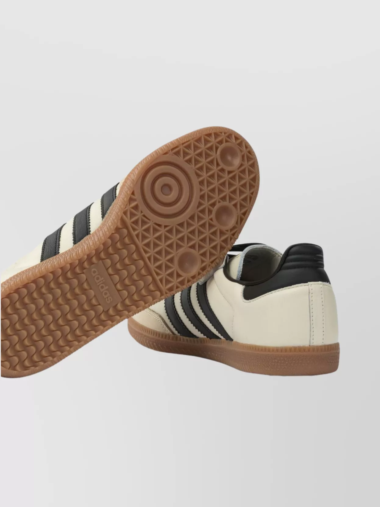 Adidas Originals Samba Low-Top Sneakers Featuring Contrast Stripes