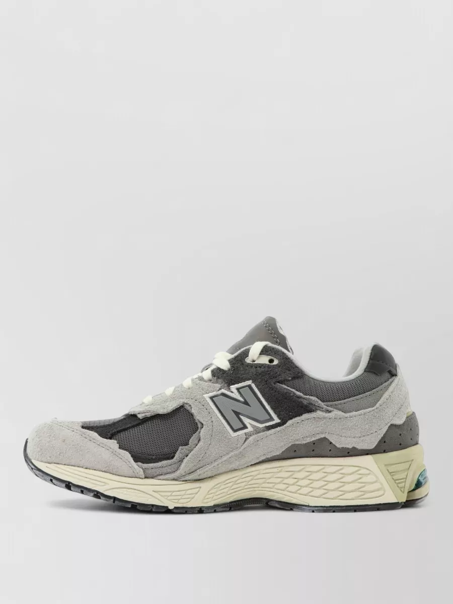New Balance Suede Low Top Sneakers