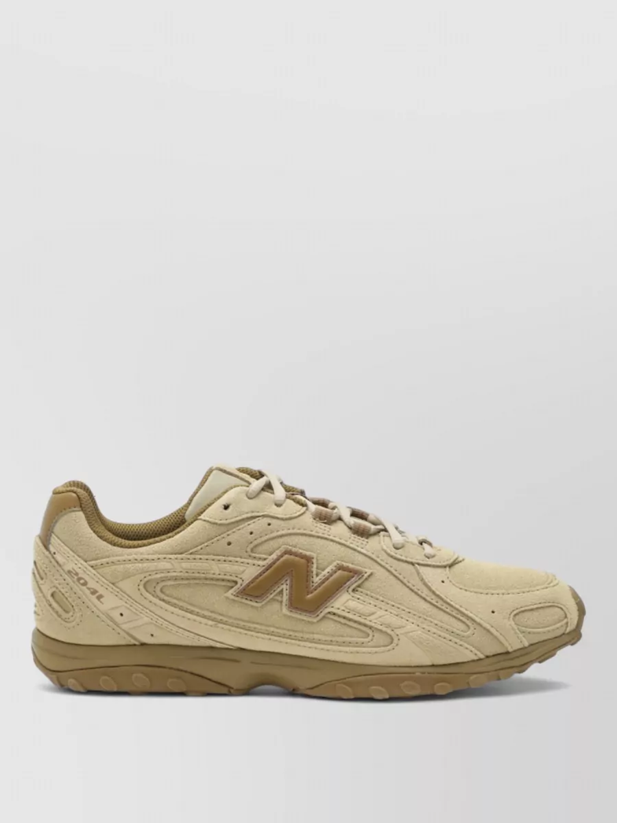 New Balance low-top sneakers