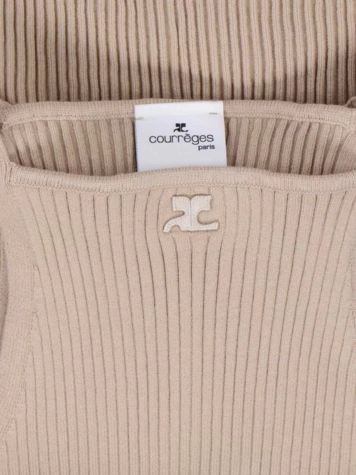 Courrèges Ribbed Texture Sleeveless Knitwear Piece In Neutrals