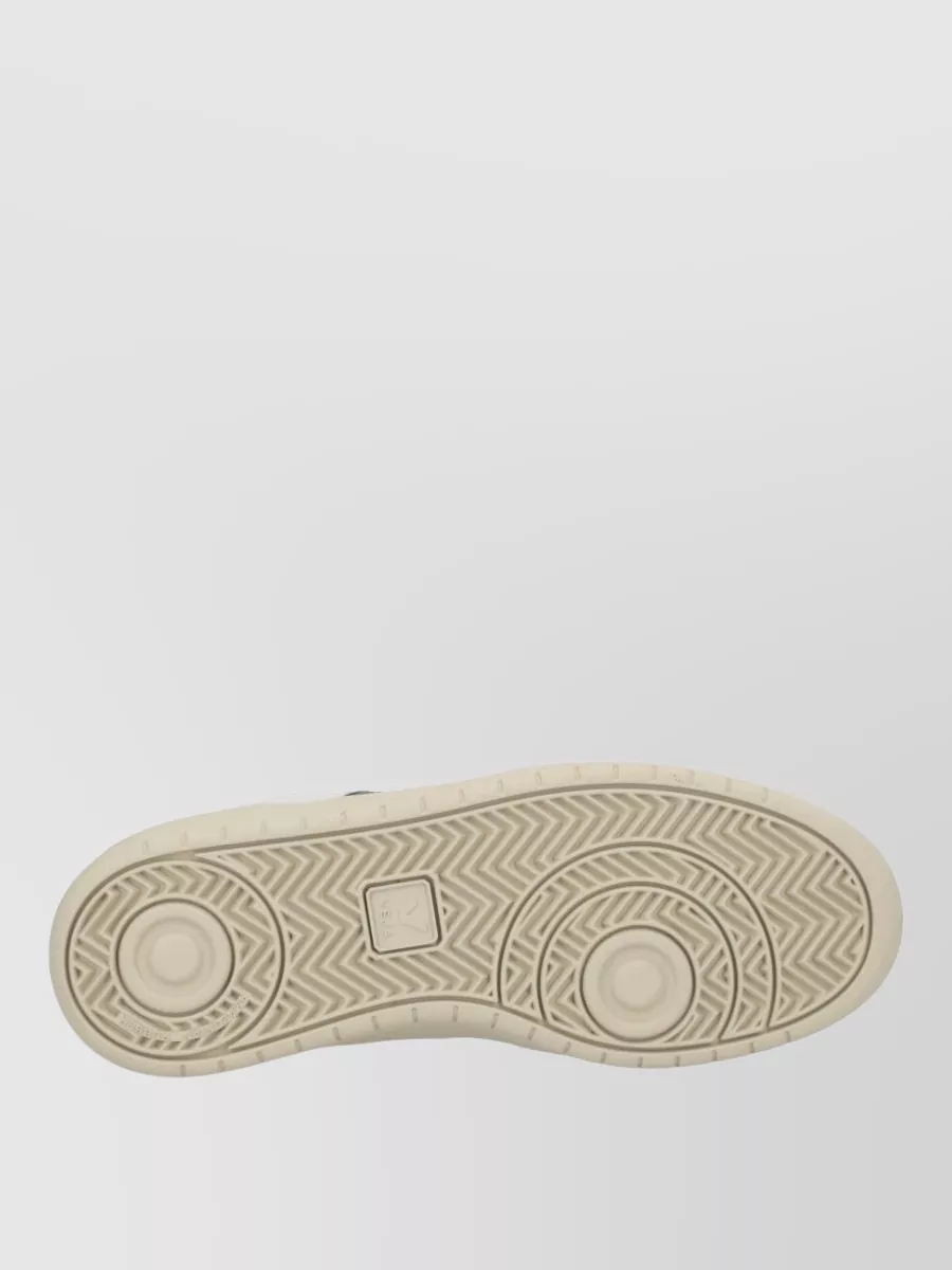 Veja Modern Round Toe Sneakers With Rubber Sole