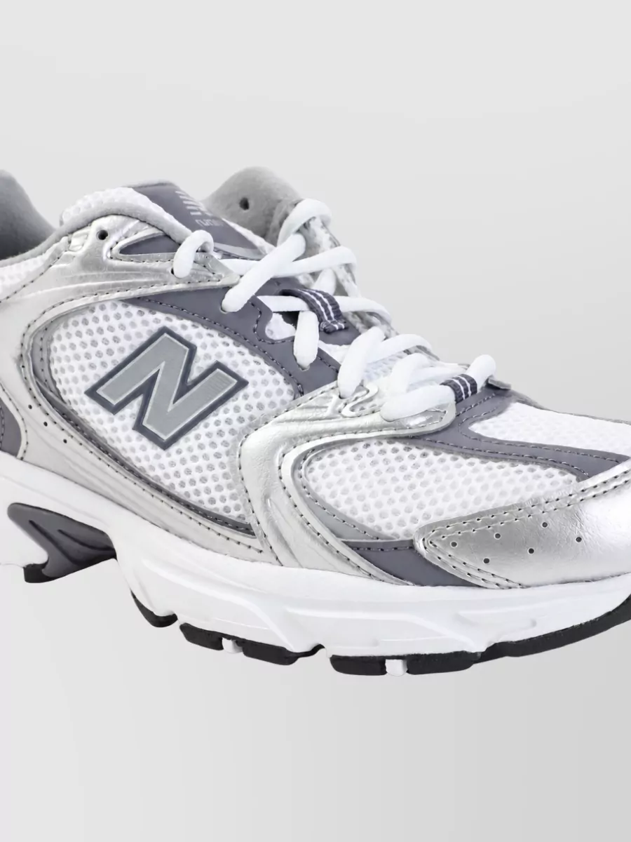 New Balance Low-Top Sneakers