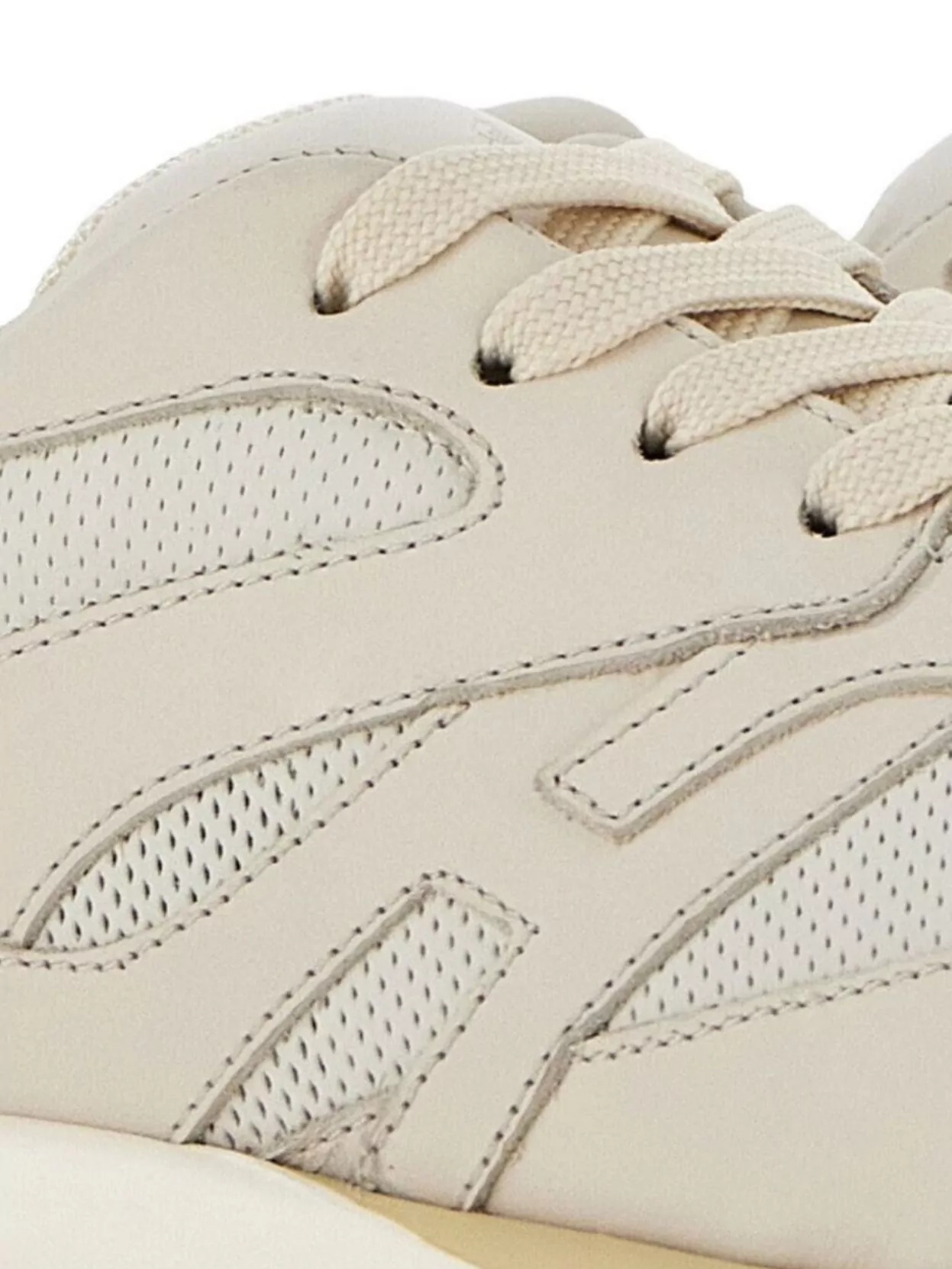 Hogan Chunky Sole Round Toe Mesh Panels Sneakers