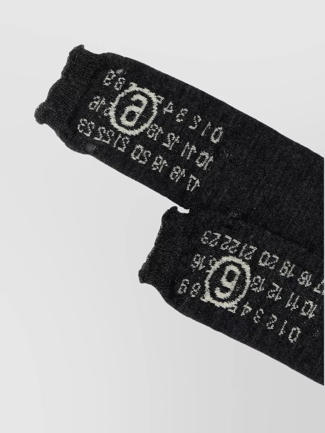 Mm6 Maison Margiela Numeric Signature Gloves Featuring Knitted Design