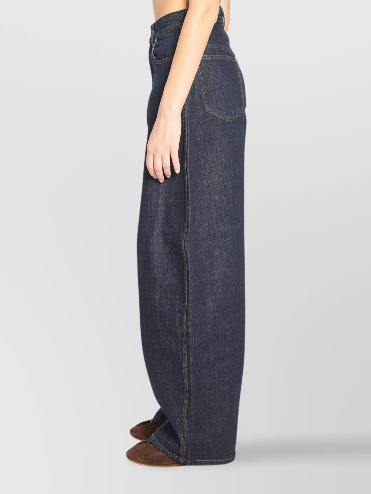Jacquemus Curved Cut Ovalo Denim Pants In Gray