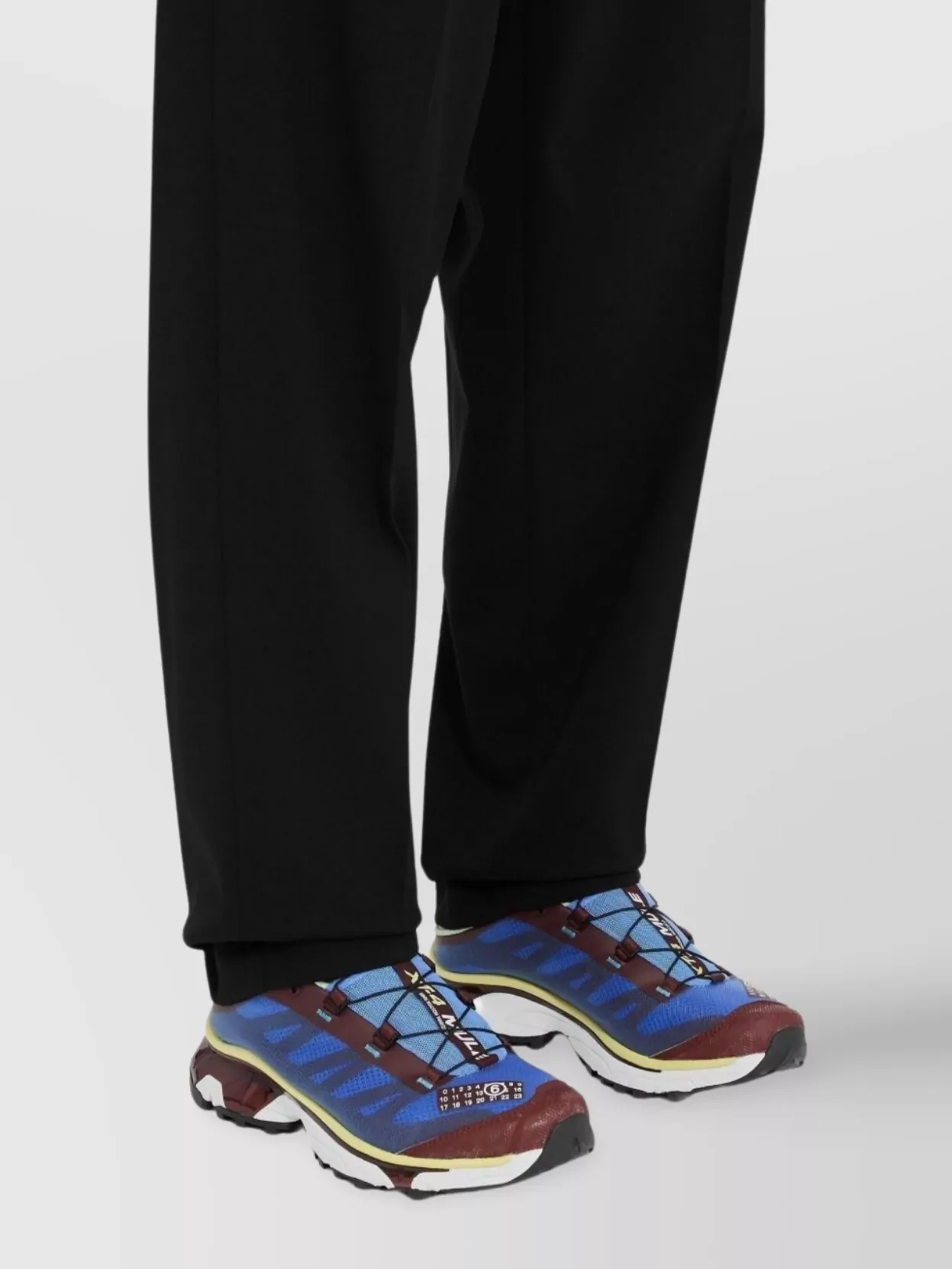 スニーカー MM6 Maison Margiela SS25 (SH1WS0013 P8086T8013) MM6 Maison Margiela]SNEAKERS/BLACK(SH1WS0013-P8086) – R&Co.