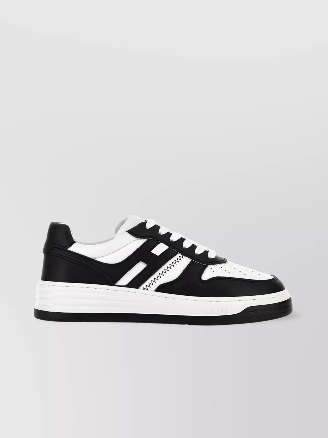 Hogan H630 Sneakers With Rubber Sole And Perforated Detailing