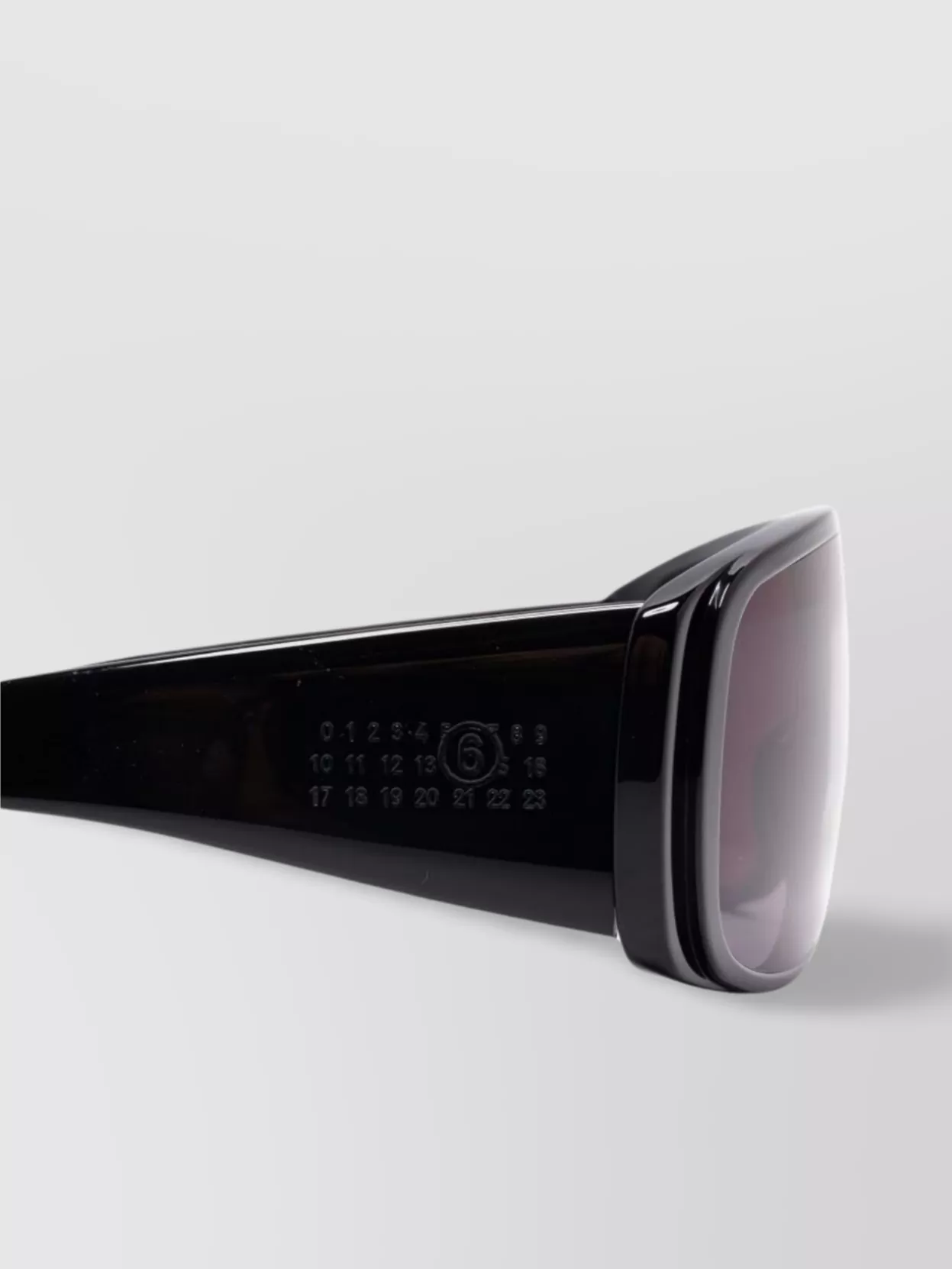Mm6 Maison Margiela Rectangular Frame Shield Sunglasses