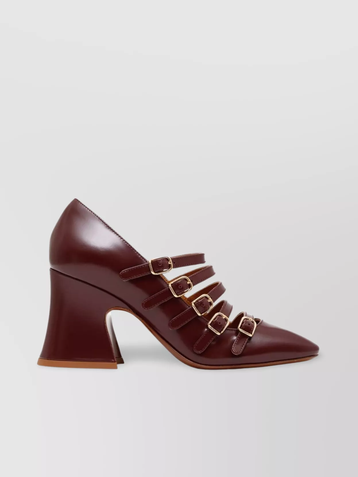 Chloé - glossy block heel pumps with buckle straps