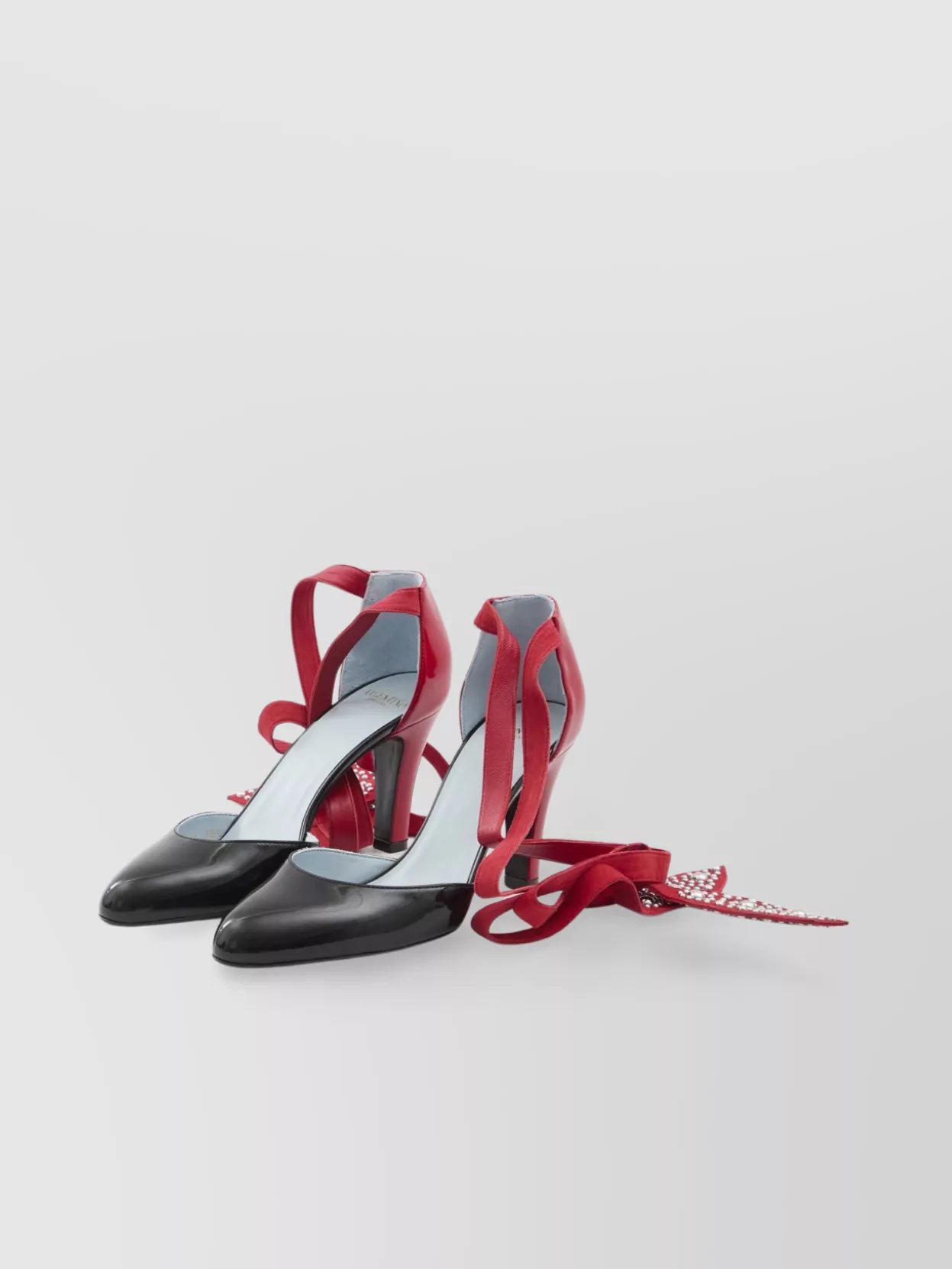 Valentino Garavani Studded Foliefoliage Leather Pumps