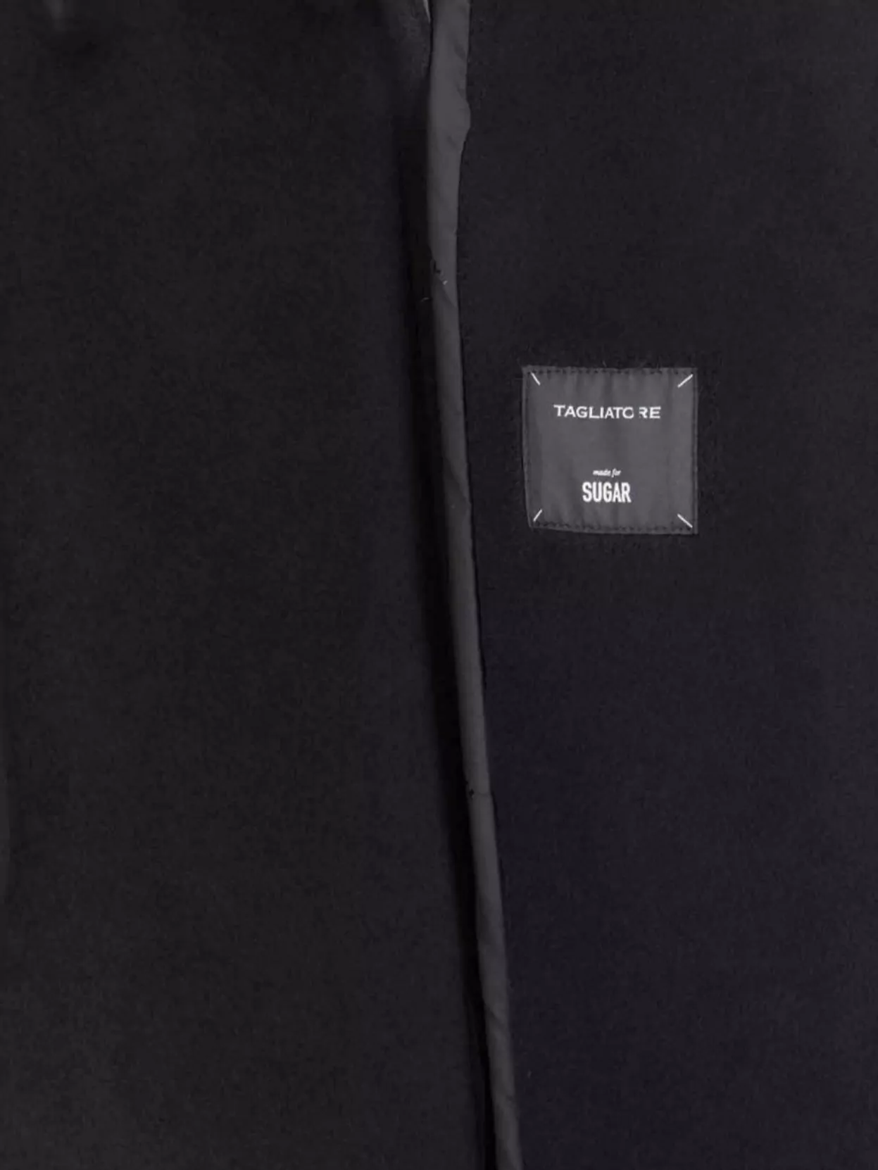 Tagliatore Long Hooded Jacket With Belt And Pockets