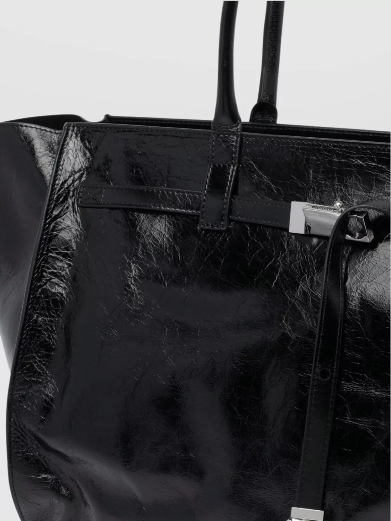 Benedetta Bruzziches Glossy Finish Shoulder Bag With Front Strap