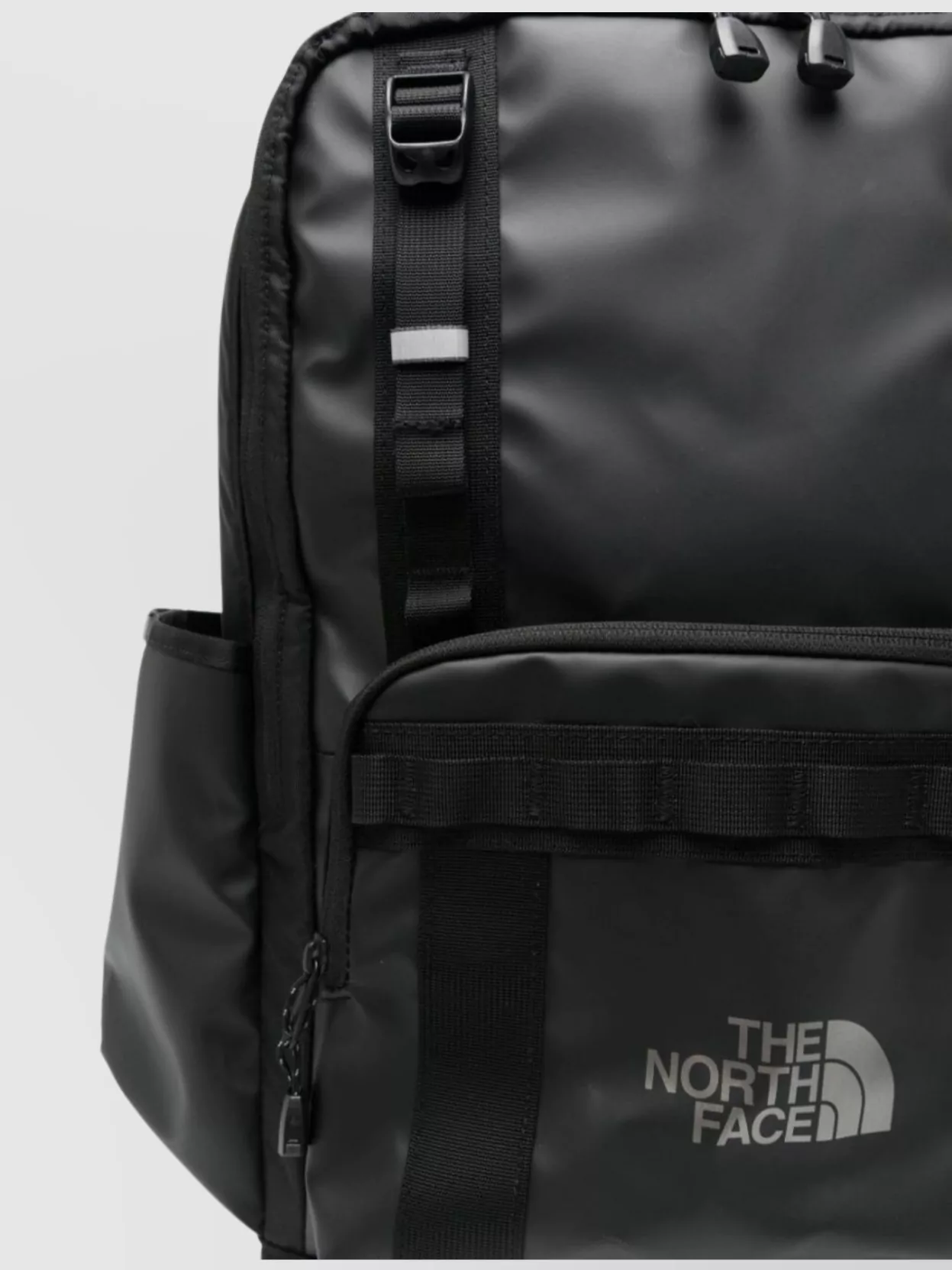The North Face Straps Adjustables Front Pocket Side Pockets