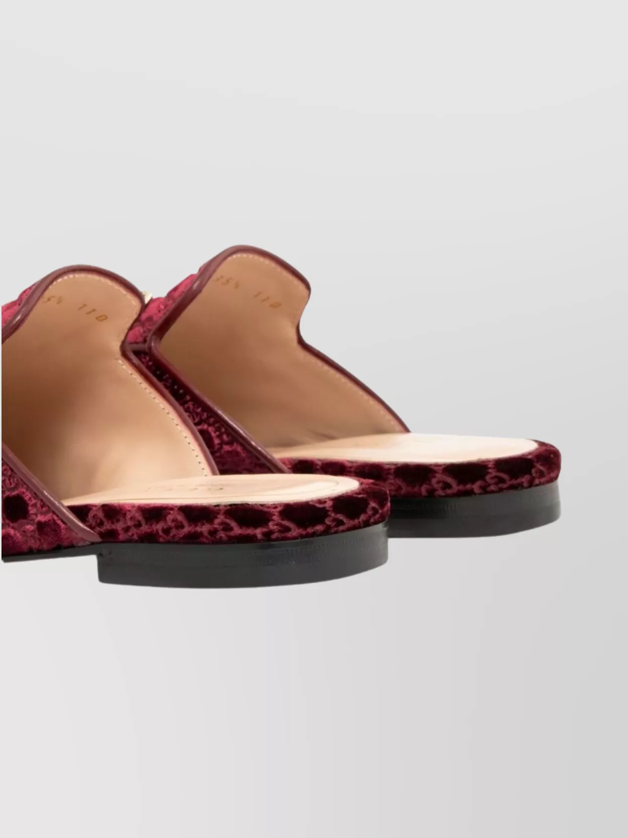 Gucci Velvet Slippers Featuring Horsebit Detail In Burgundy