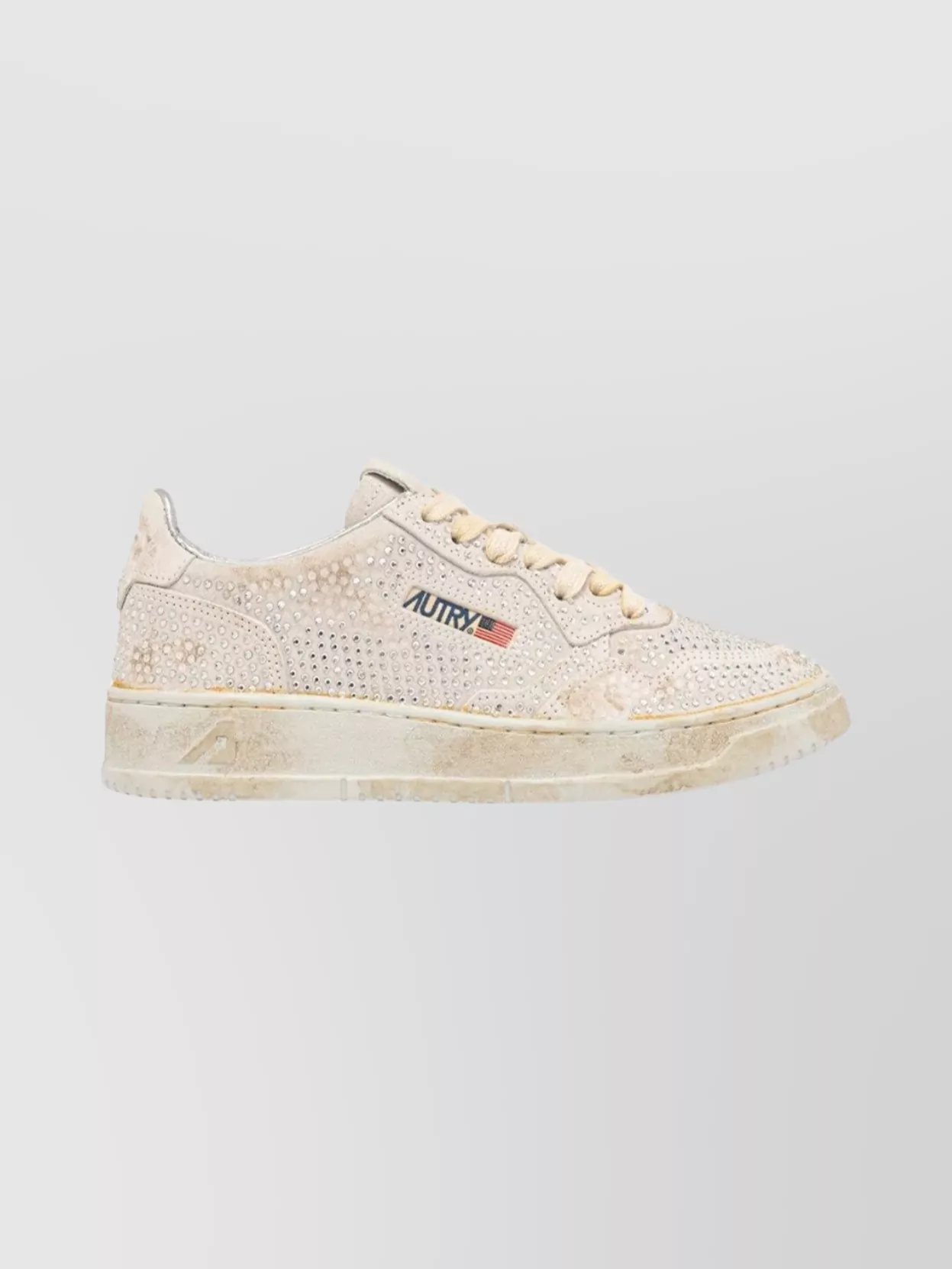 Autry Sophisticated Low Top Sneakers For Women